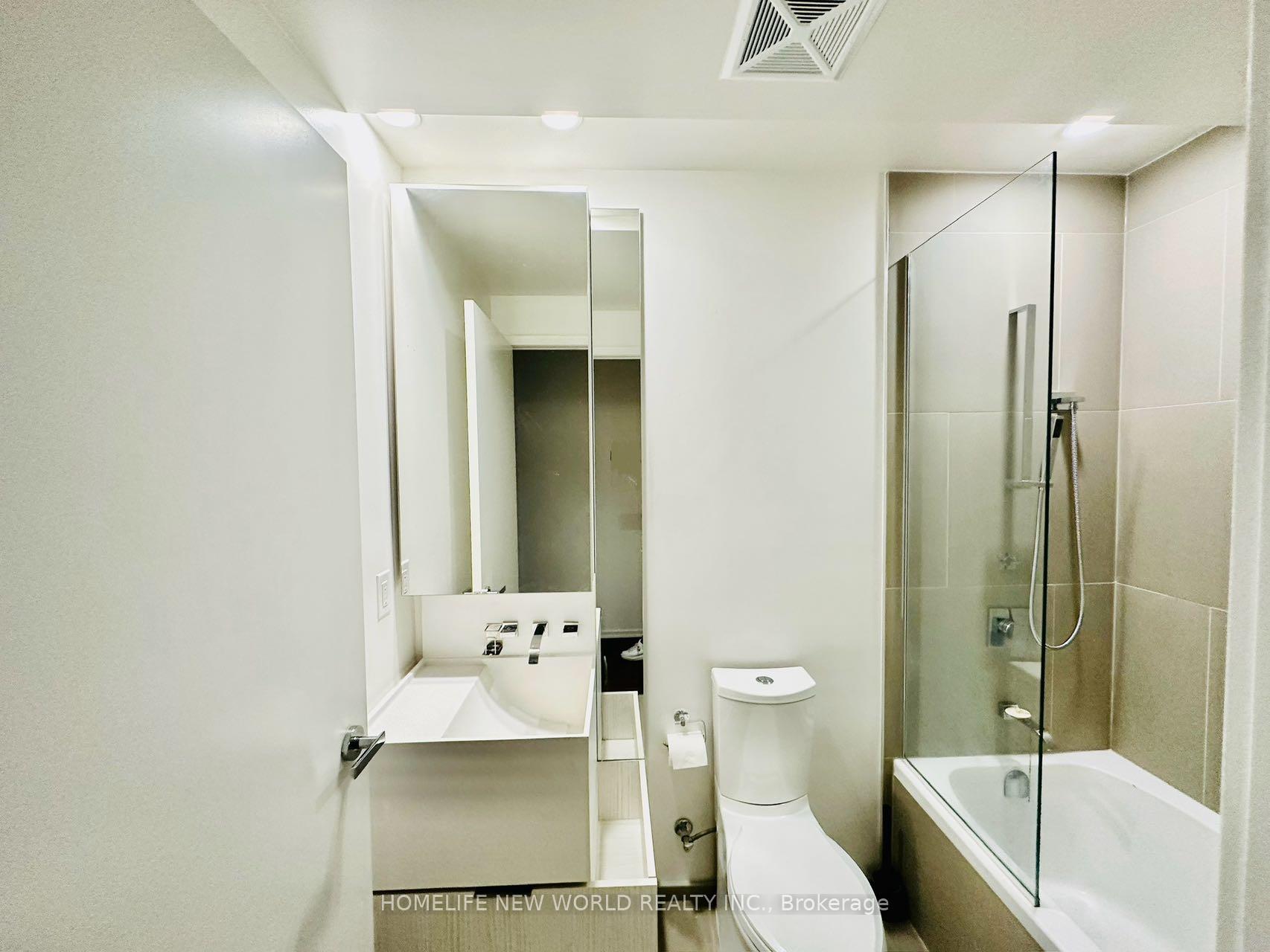 Photo 37 of Unit 5004, 1 Bloor Street E, Toronto, Church-Yonge Corridor — HOMEH