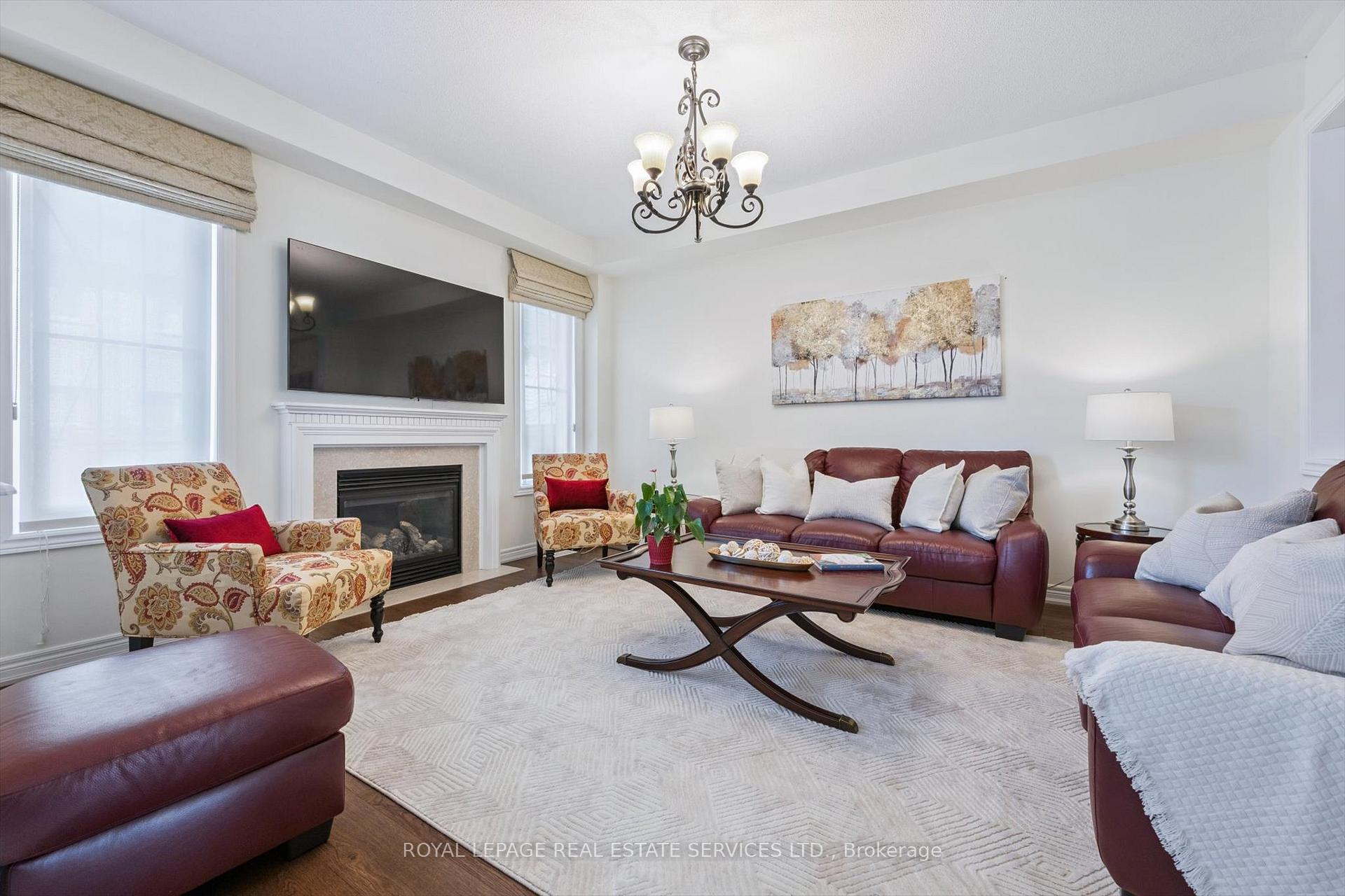 Photo 15 of 2517 Pine Glen Road, Oakville, Westmount — HOMEH