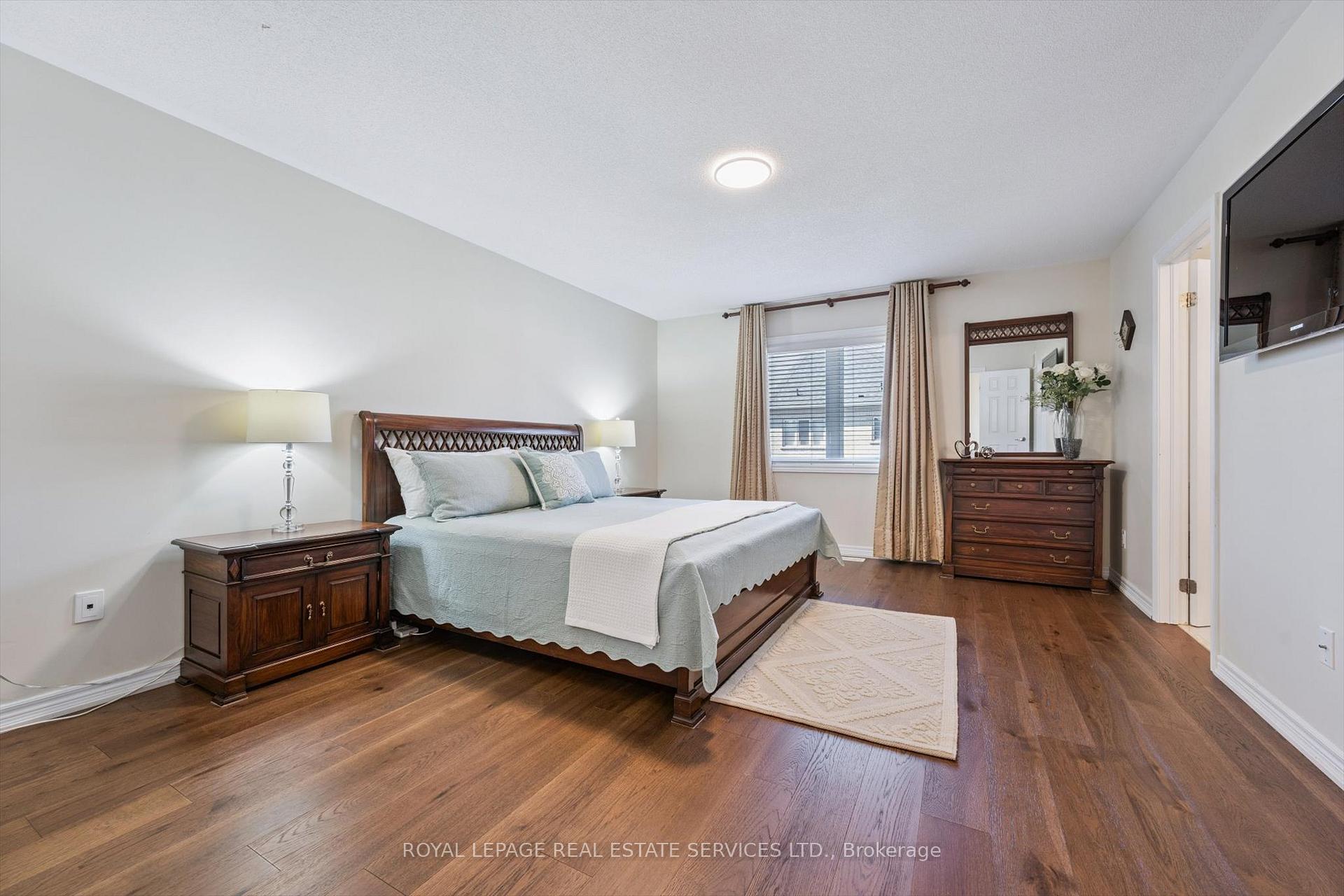 Photo 21 of 2517 Pine Glen Road, Oakville, Westmount — HOMEH