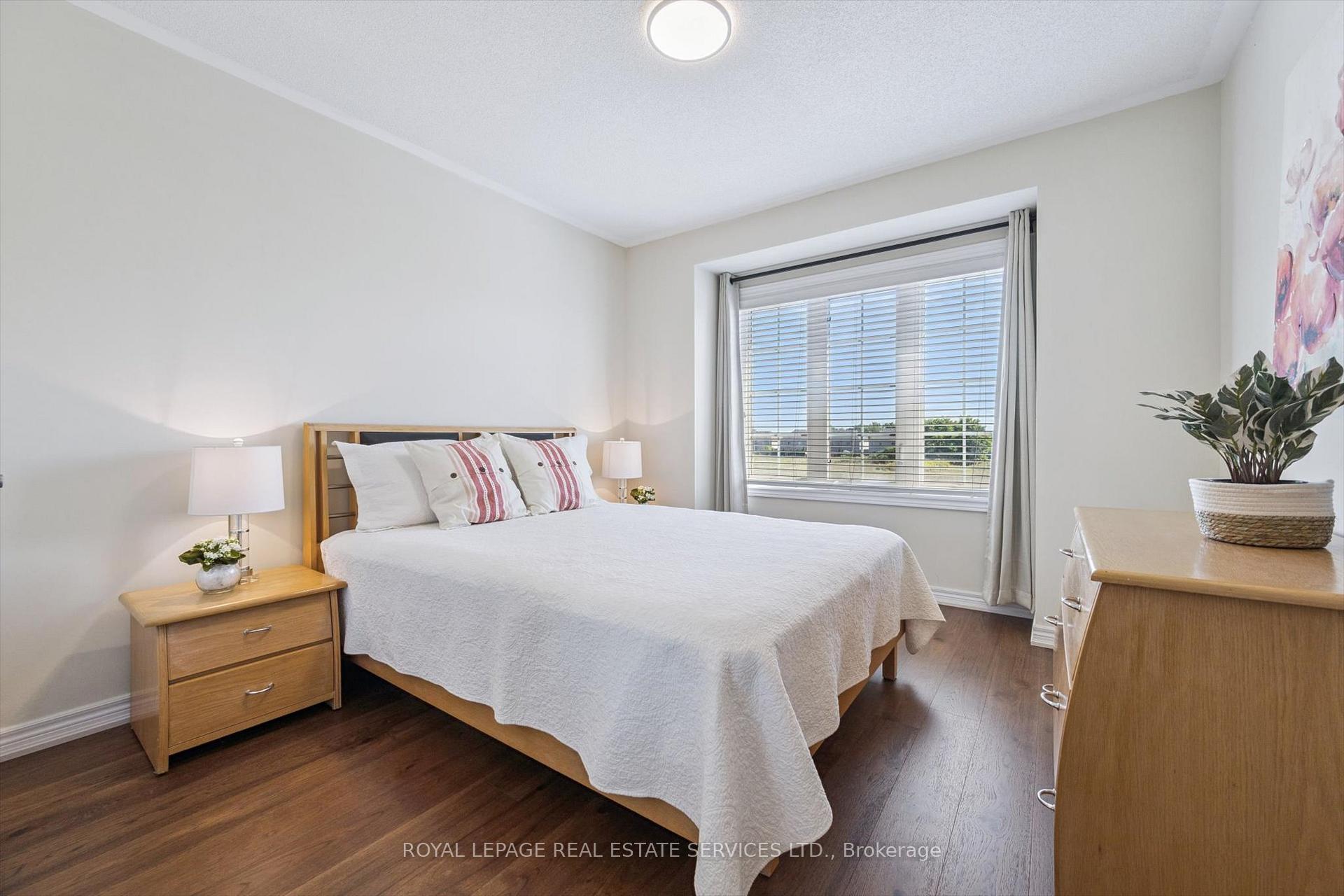 Photo 29 of 2517 Pine Glen Road, Oakville, Westmount — HOMEH