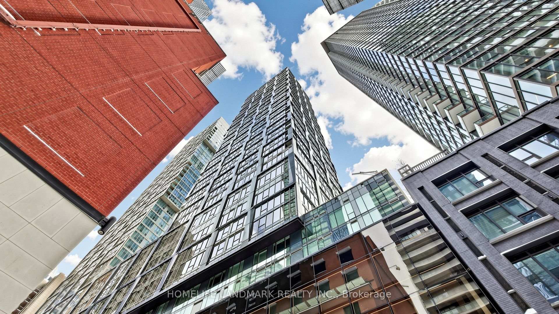 Photo 2 of Unit 1314, 35 Mercer Street, Toronto, Waterfront Communities — HOMEH