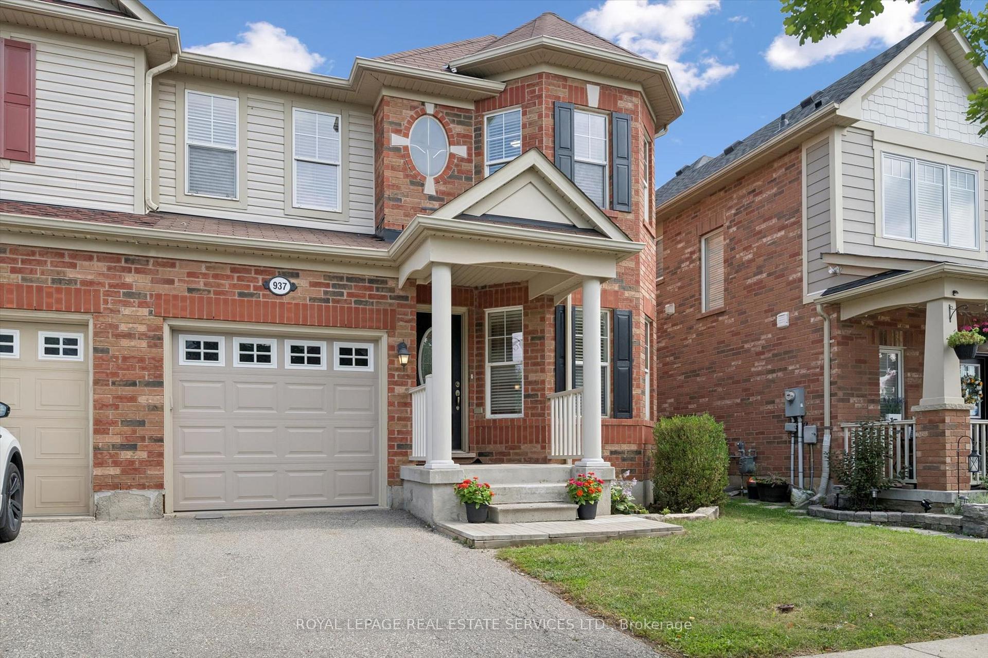 Photo 2 of 937 Vickerman Way, Milton, Coates — HOMEH