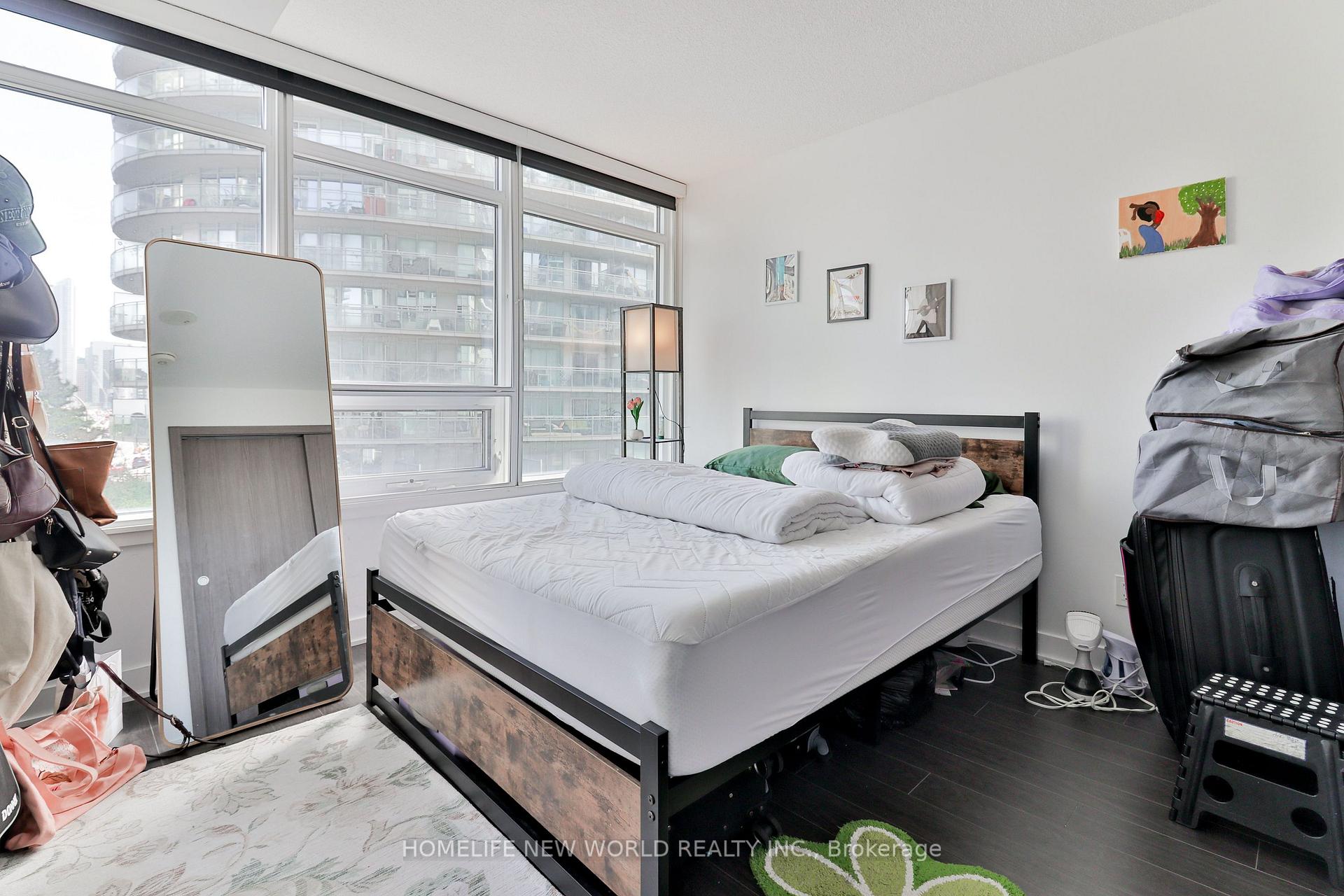 Photo 8 of Unit 812, 17 Bathurst Street, Toronto, Waterfront Communities — HOMEH