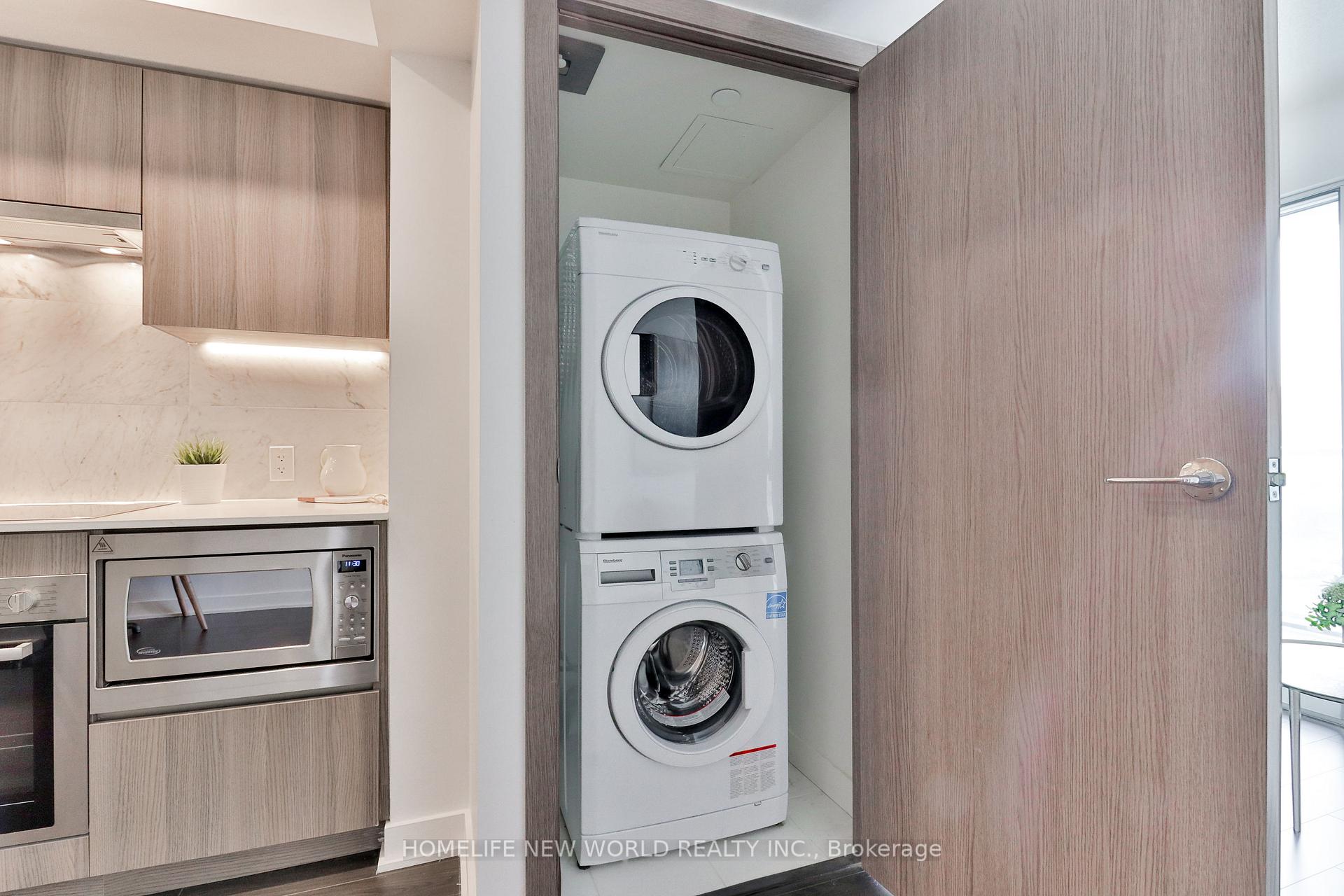 Photo 15 of Unit 812, 17 Bathurst Street, Toronto, Waterfront Communities — HOMEH