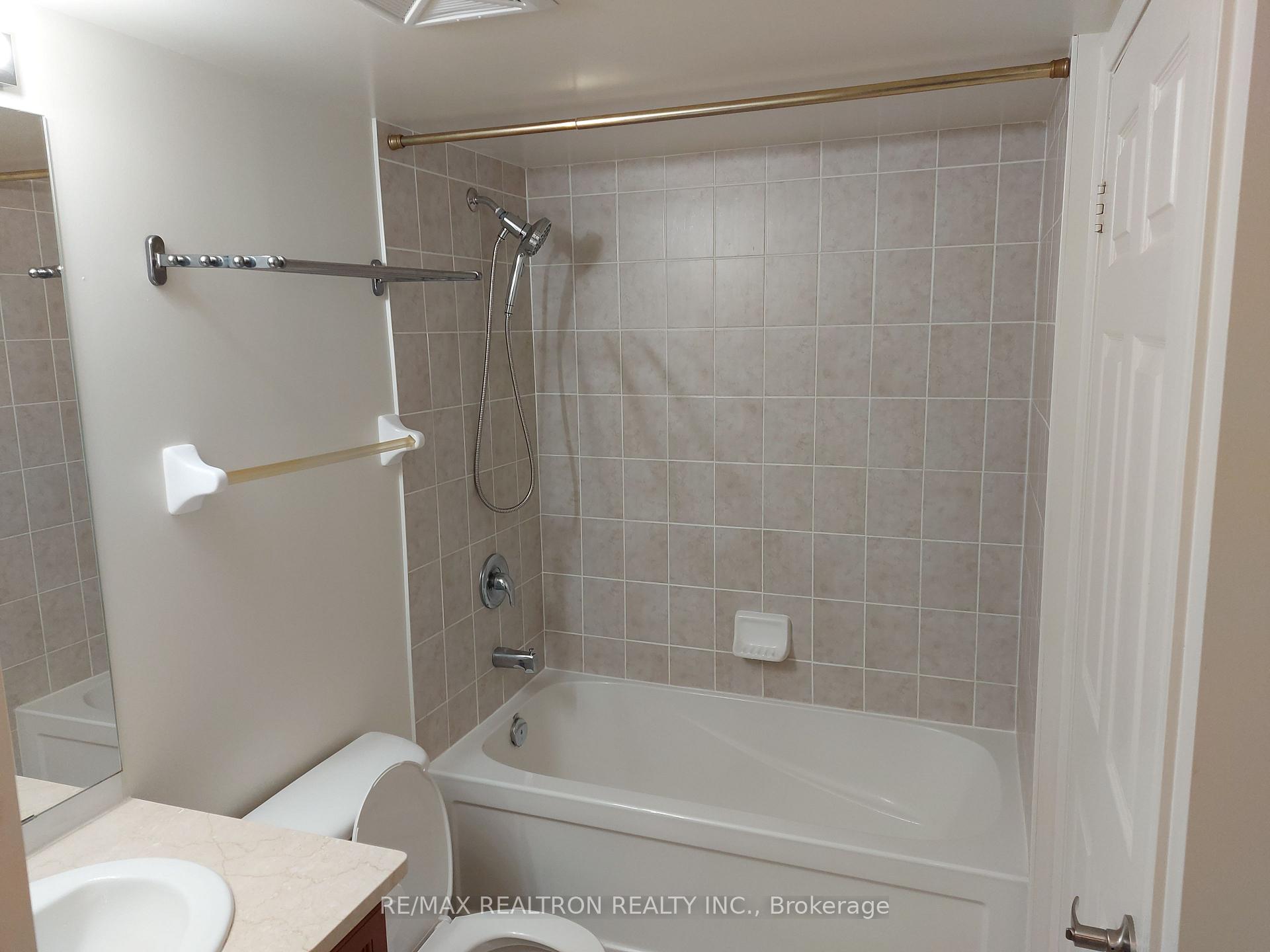 Photo 14 of Unit 2101, 19 Grand Trunk Crescent, Toronto, Waterfront Communities — HOMEH