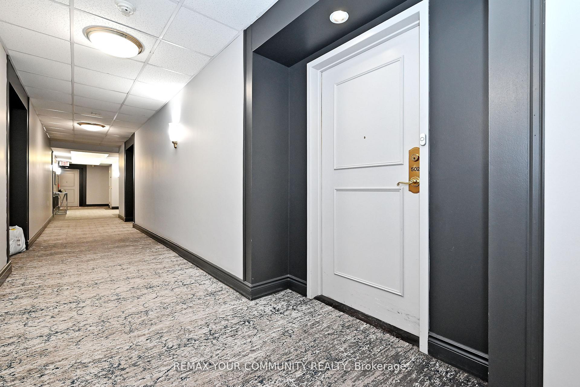 Photo 6 of Unit 502, 2500 Rutherford Road, Vaughan, Maple — HOMEH