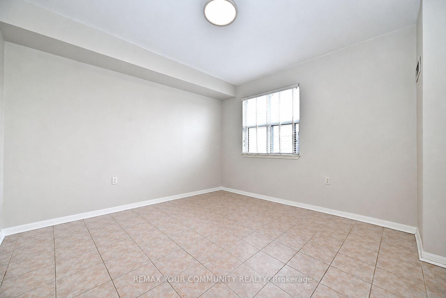 Photo 17 of Unit 502, 2500 Rutherford Road, Vaughan, Maple — HOMEH