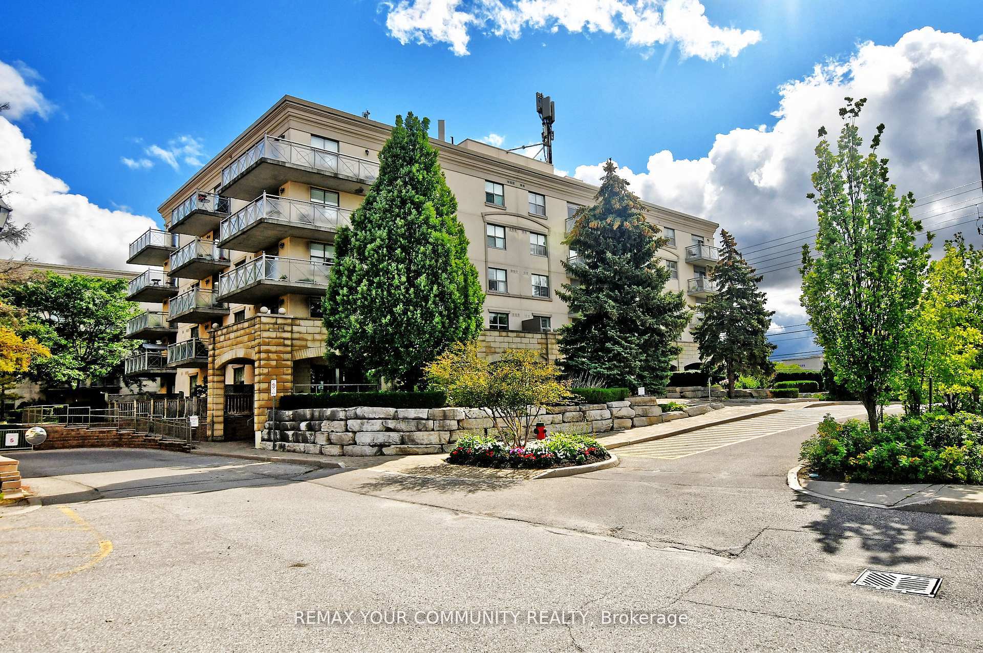 Photo 28 of Unit 502, 2500 Rutherford Road, Vaughan, Maple — HOMEH