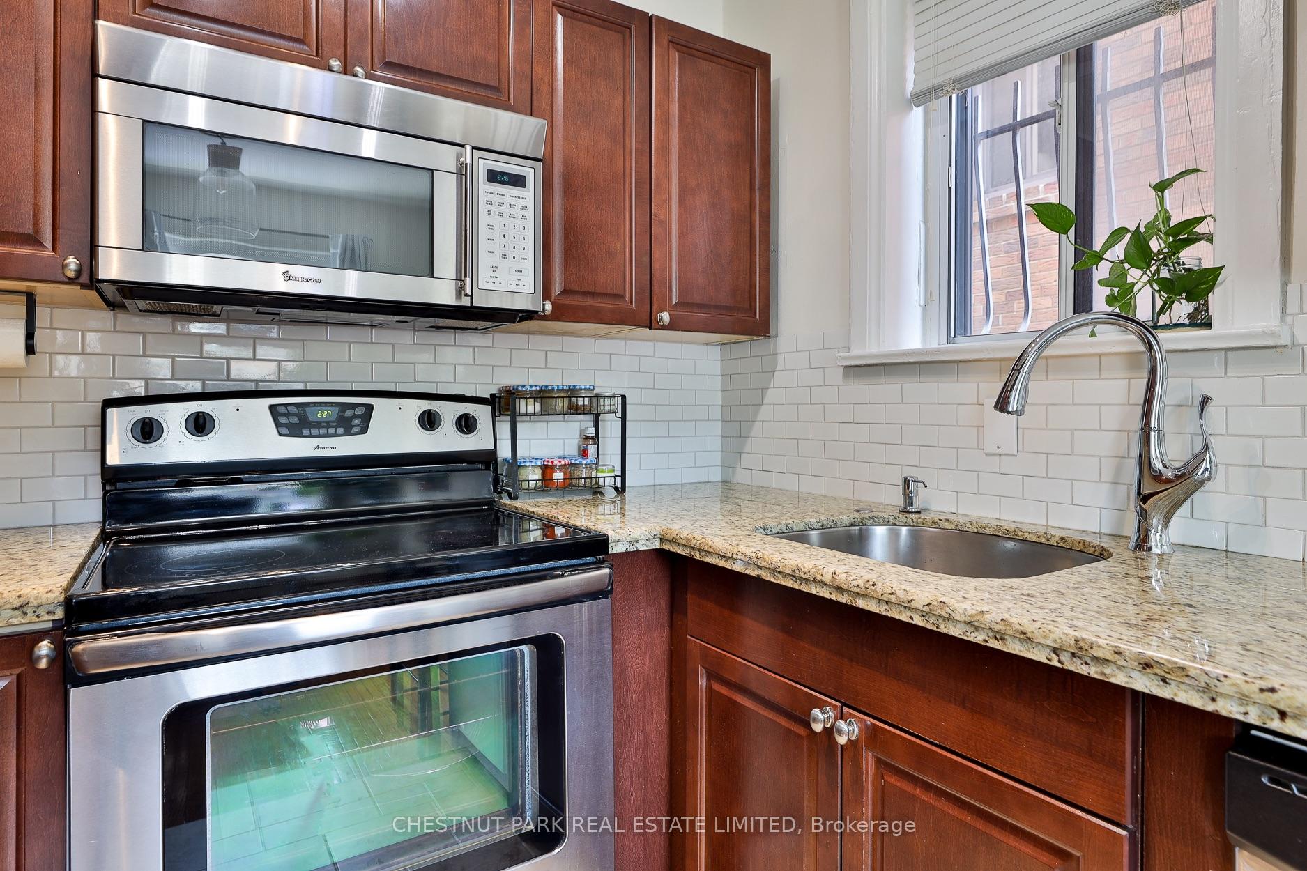 Photo 13 of Unit 5, 1648 Bathurst Street, Toronto, Humewood-Cedarvale — HOMEH