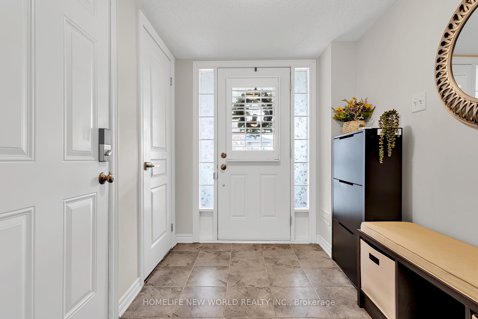 Photo 4 of Unit 71, 88 Decorso Drive, Guelph, Kortright East — HOMEH