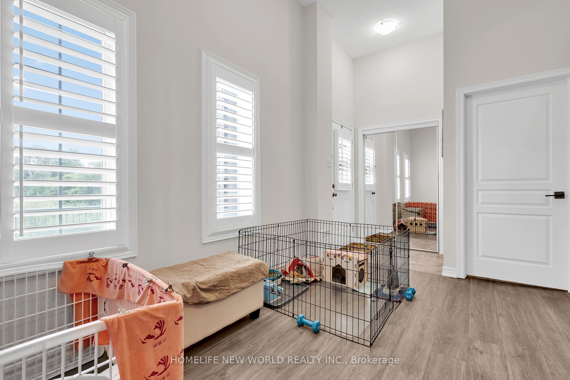 Photo 7 of Unit 71, 88 Decorso Drive, Guelph, Kortright East — HOMEH
