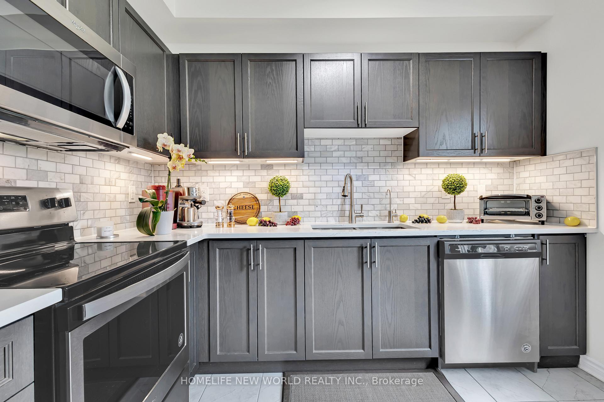 Photo 22 of Unit 71, 88 Decorso Drive, Guelph, Kortright East — HOMEH