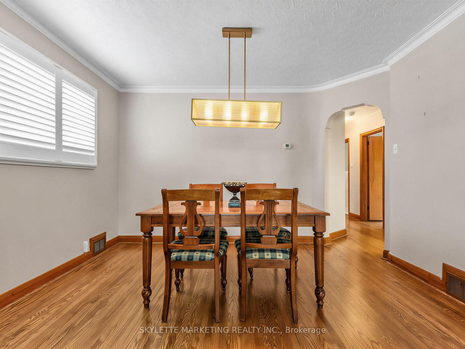 Photo 4 of 14 Bardwell Crescent, Scarborough, Wexford-Maryvale — HOMEH