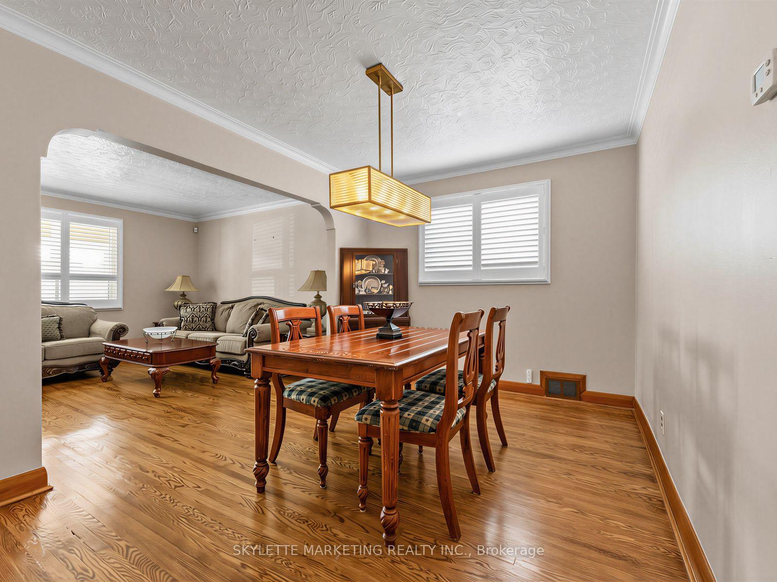 Photo 10 of 14 Bardwell Crescent, Scarborough, Wexford-Maryvale — HOMEH