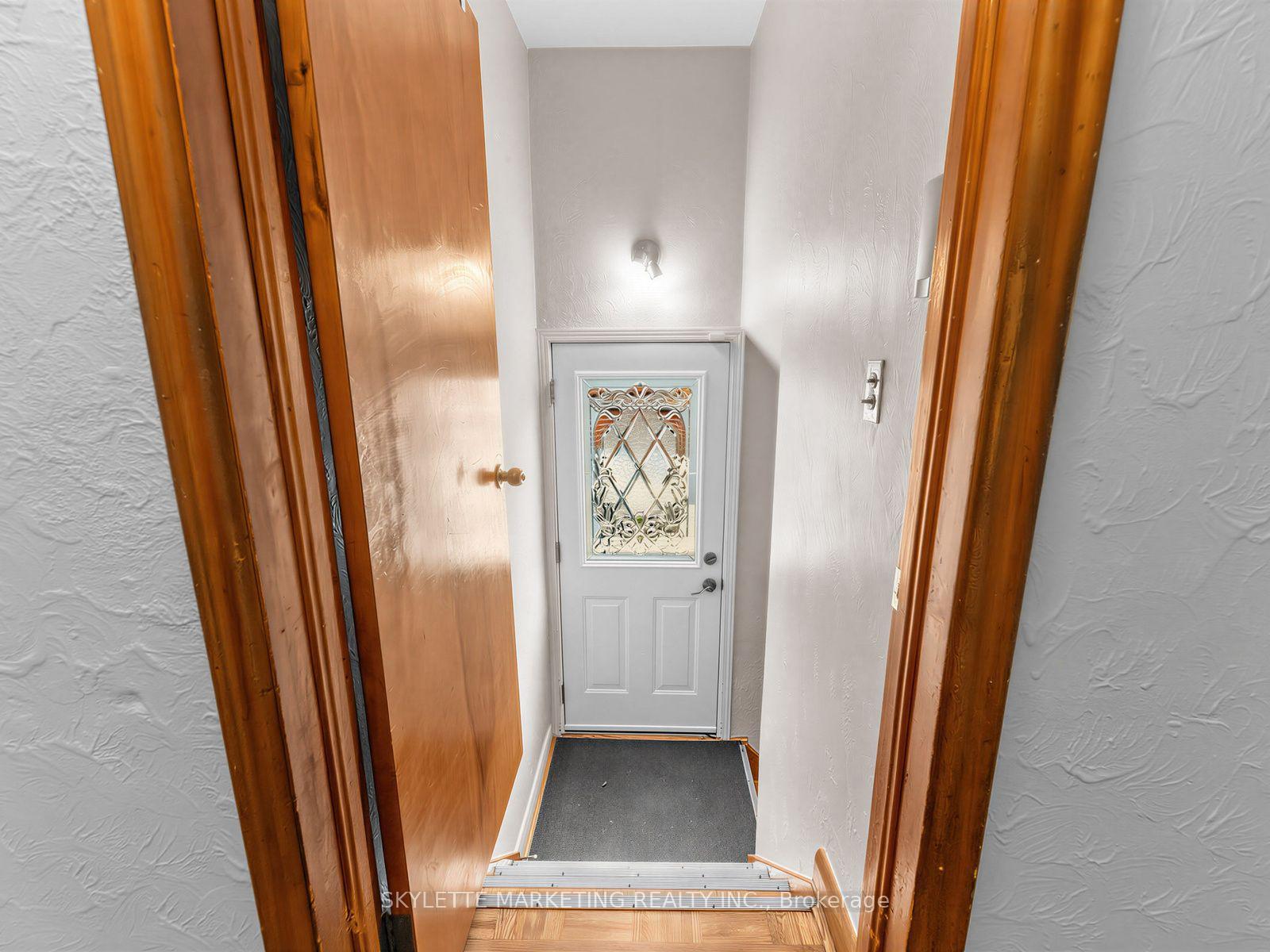 Photo 17 of 14 Bardwell Crescent, Scarborough, Wexford-Maryvale — HOMEH