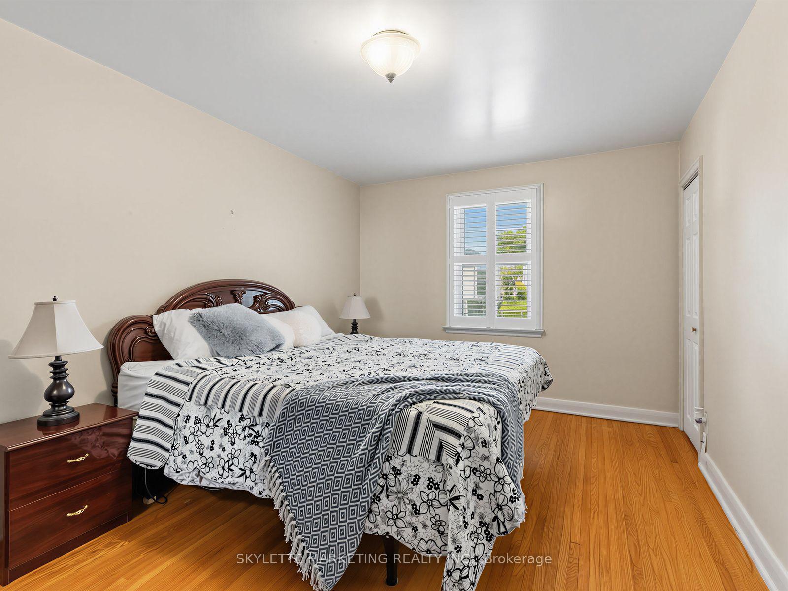 Photo 19 of 14 Bardwell Crescent, Scarborough, Wexford-Maryvale — HOMEH