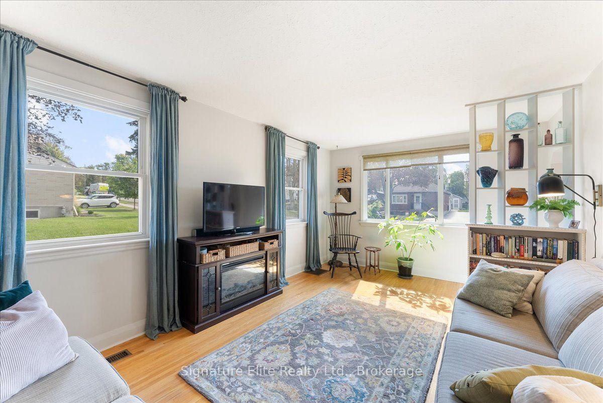 Photo 8 of 282 Swanston Avenue, Peterborough, Ashburnham Ward 4 — HOMEH