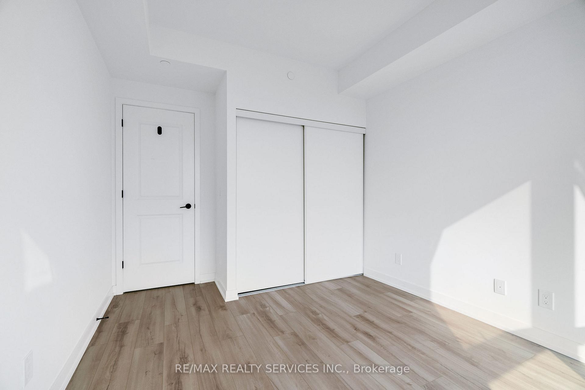 Photo 14 of Unit 1206, 345 Wheat Boom Drive, Oakville, Joshua Meadows — HOMEH
