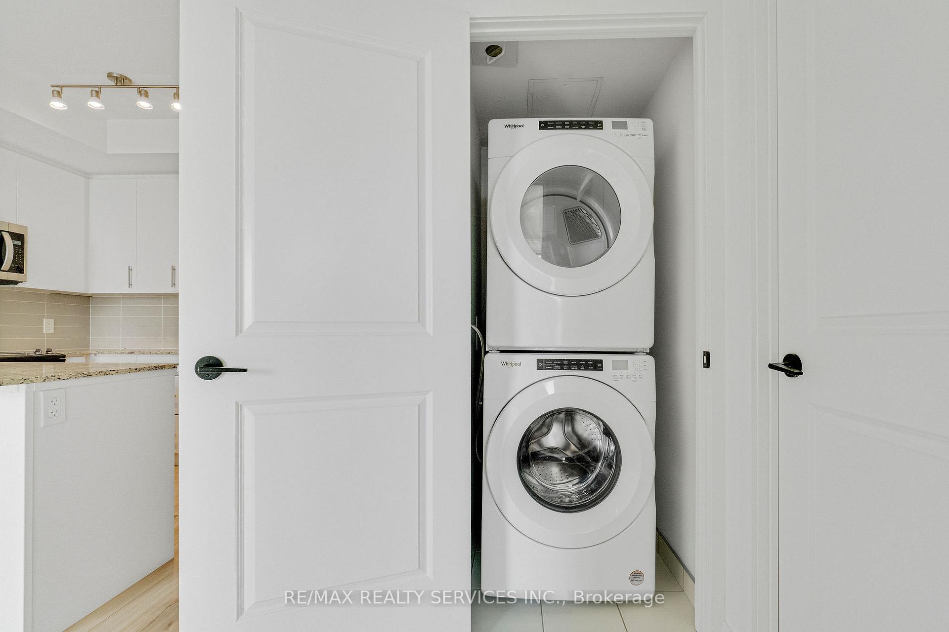 Photo 18 of Unit 1206, 345 Wheat Boom Drive, Oakville, Joshua Meadows — HOMEH