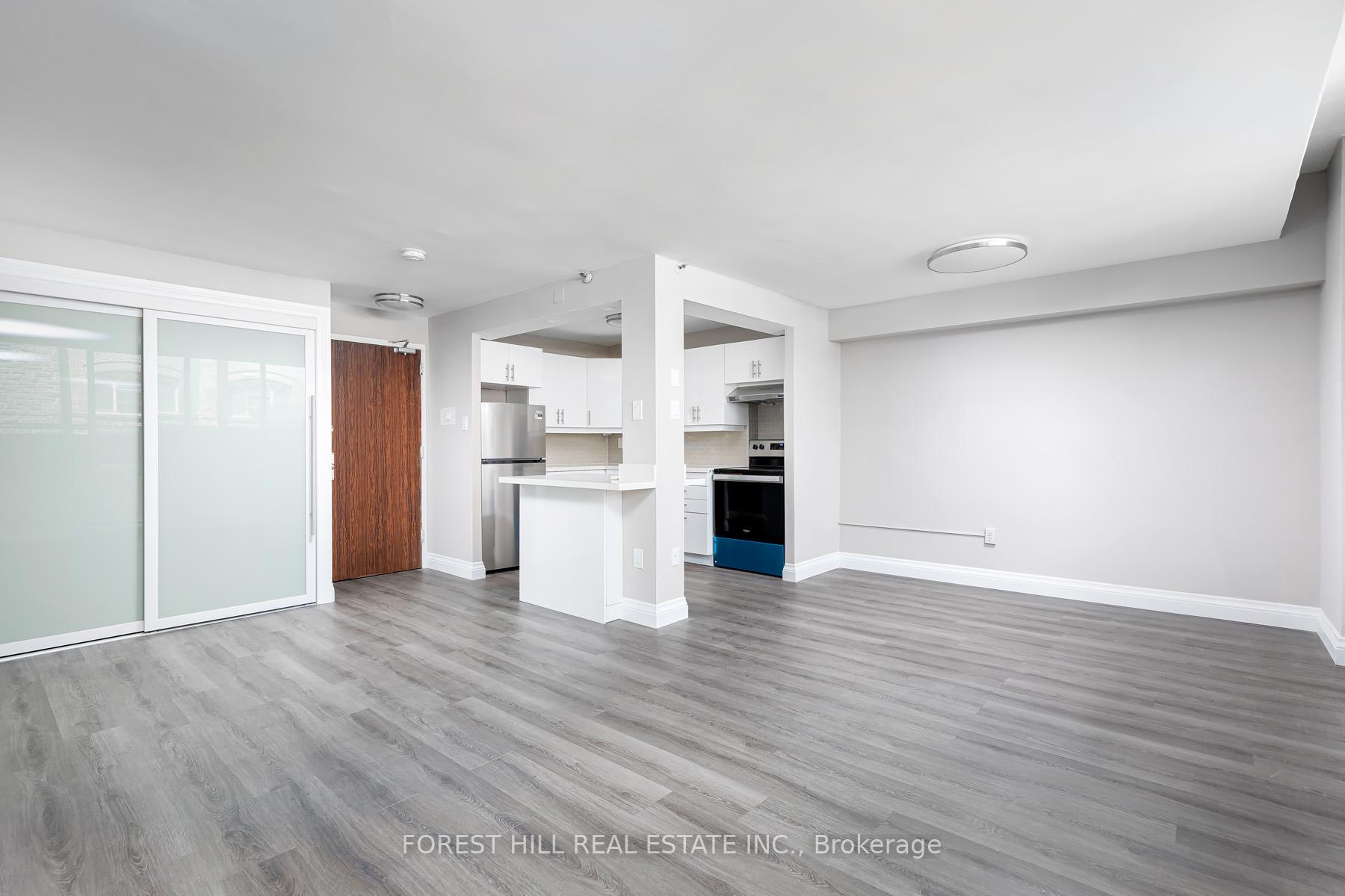 Photo 4 of Unit 102, 34 Walmer Road, Toronto, The Annex — HOMEH