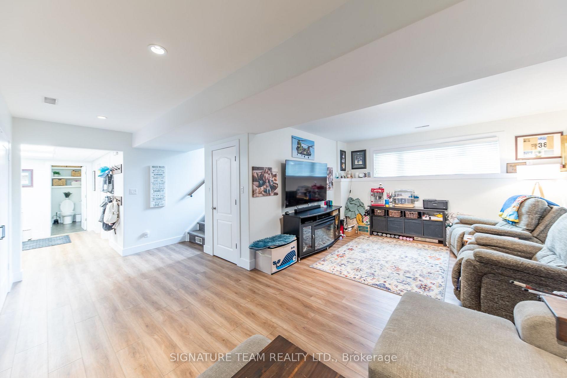 Photo 43 of 21 Lisa Crescent, Petawawa, Petawawa — HOMEH
