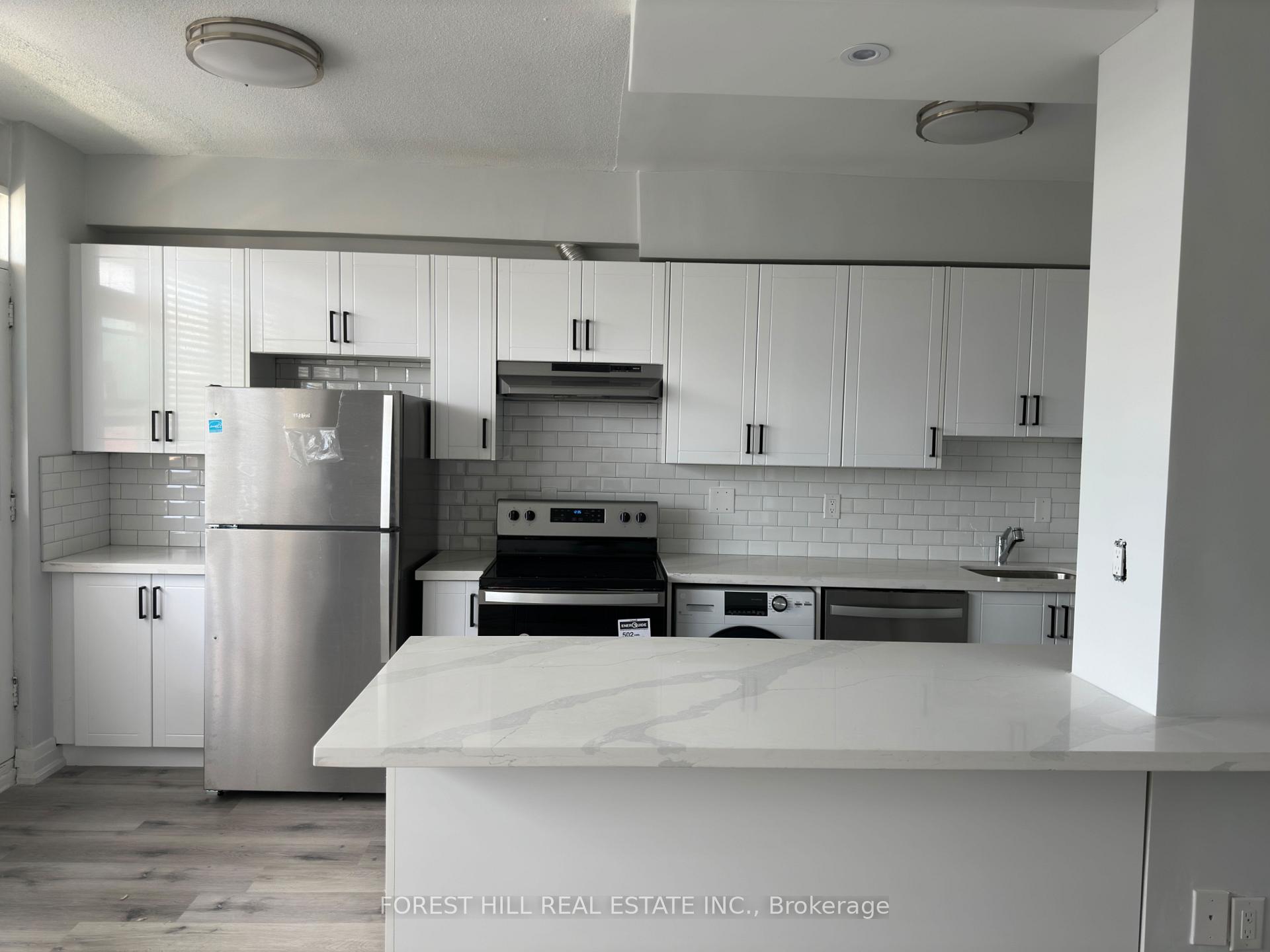 Photo 4 of Unit 1001, 34 Walmer Road, Toronto, The Annex — HOMEH