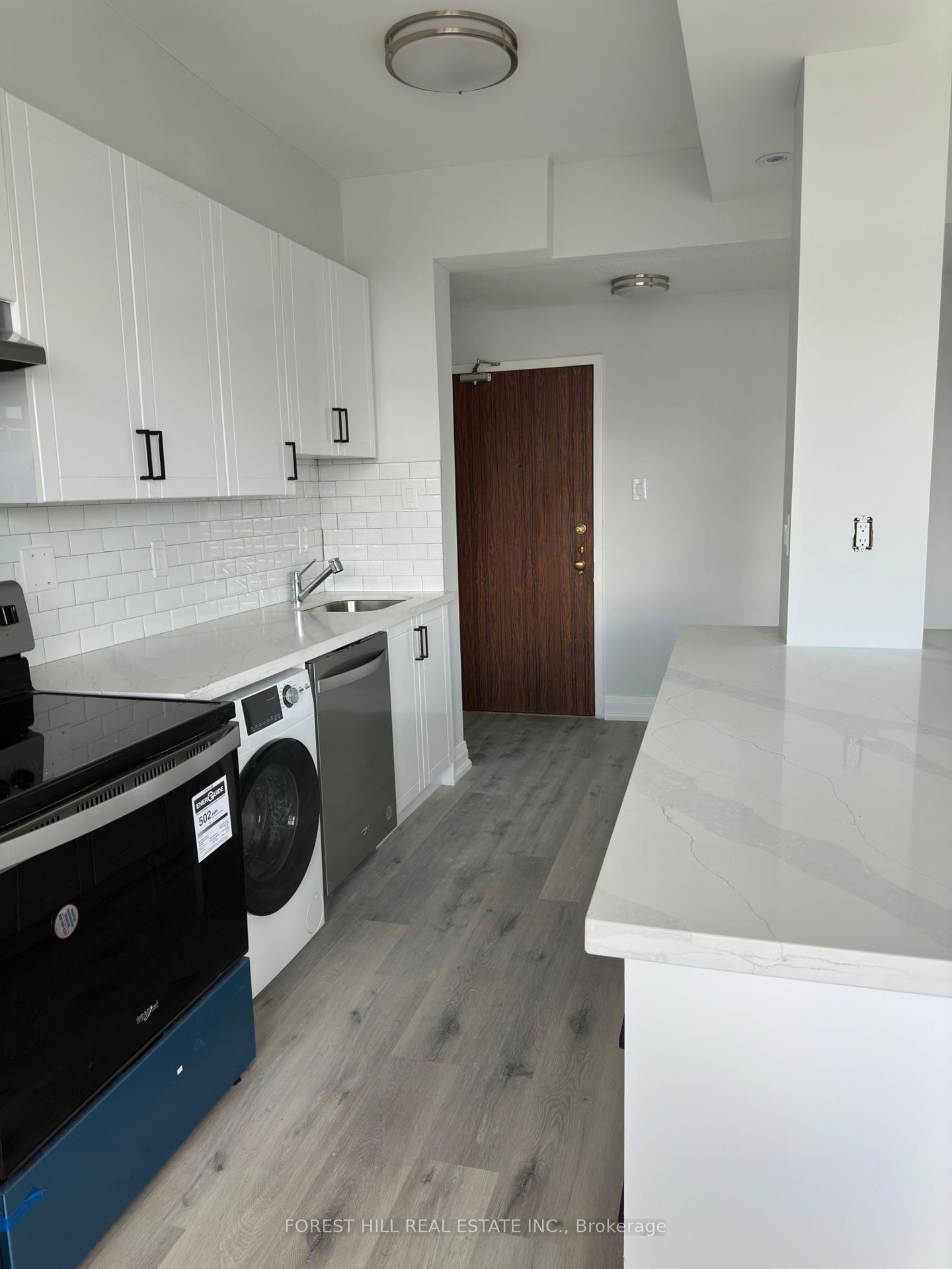 Photo 6 of Unit 1001, 34 Walmer Road, Toronto, The Annex — HOMEH