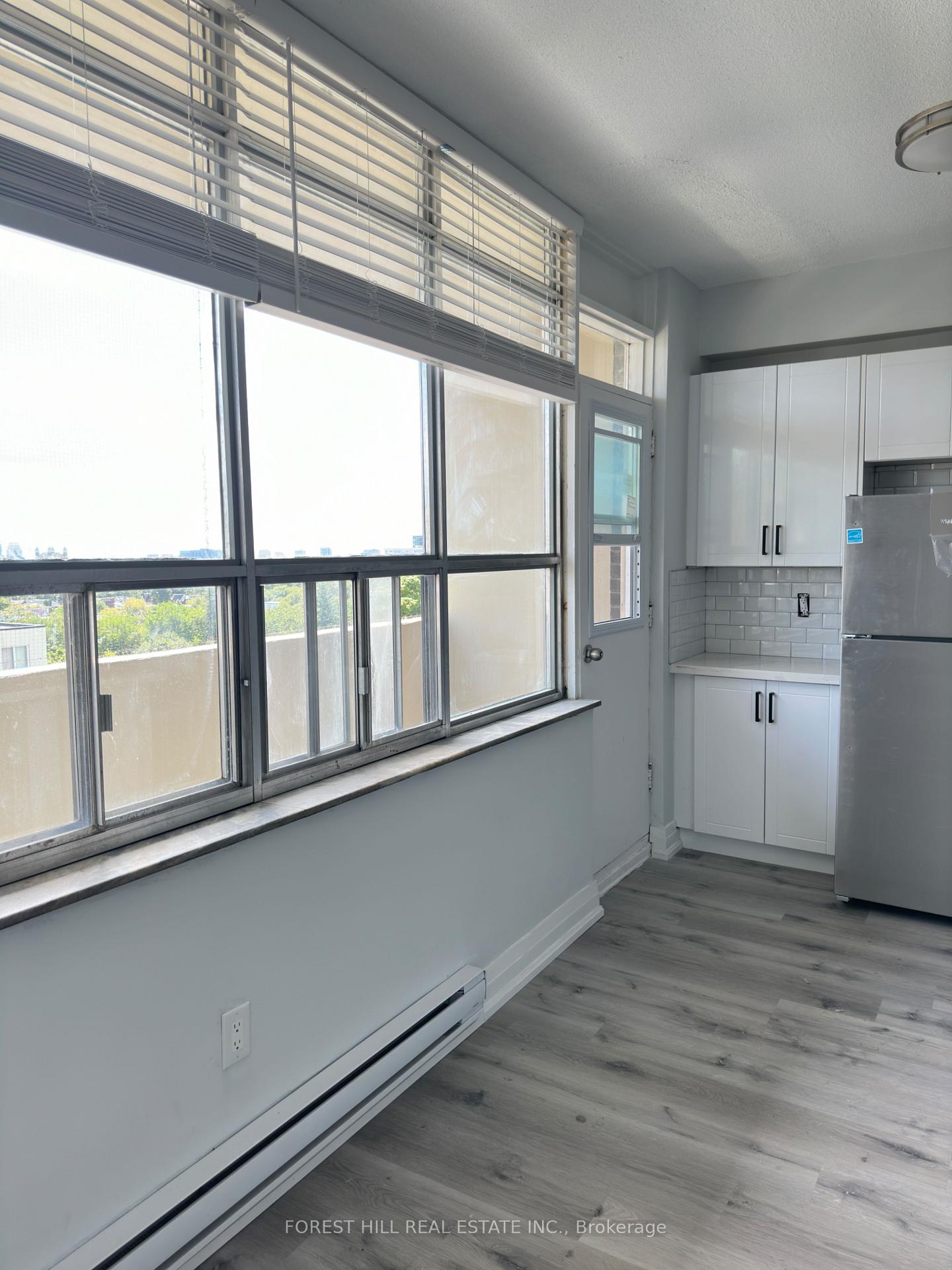 Photo 7 of Unit 1001, 34 Walmer Road, Toronto, The Annex — HOMEH