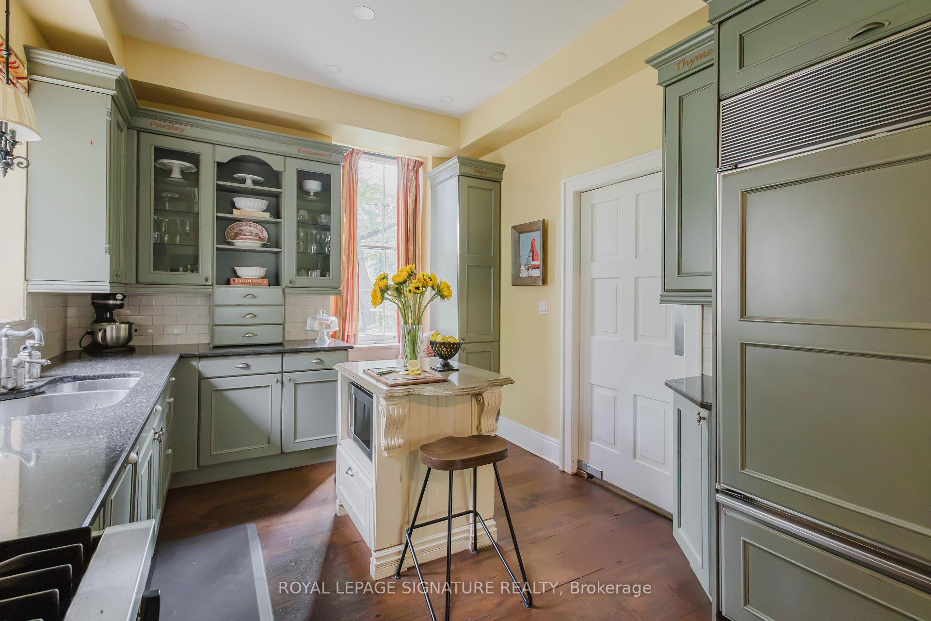 Photo 29 of 127 Jacob Street, Cambridge, Preston Heights — HOMEH