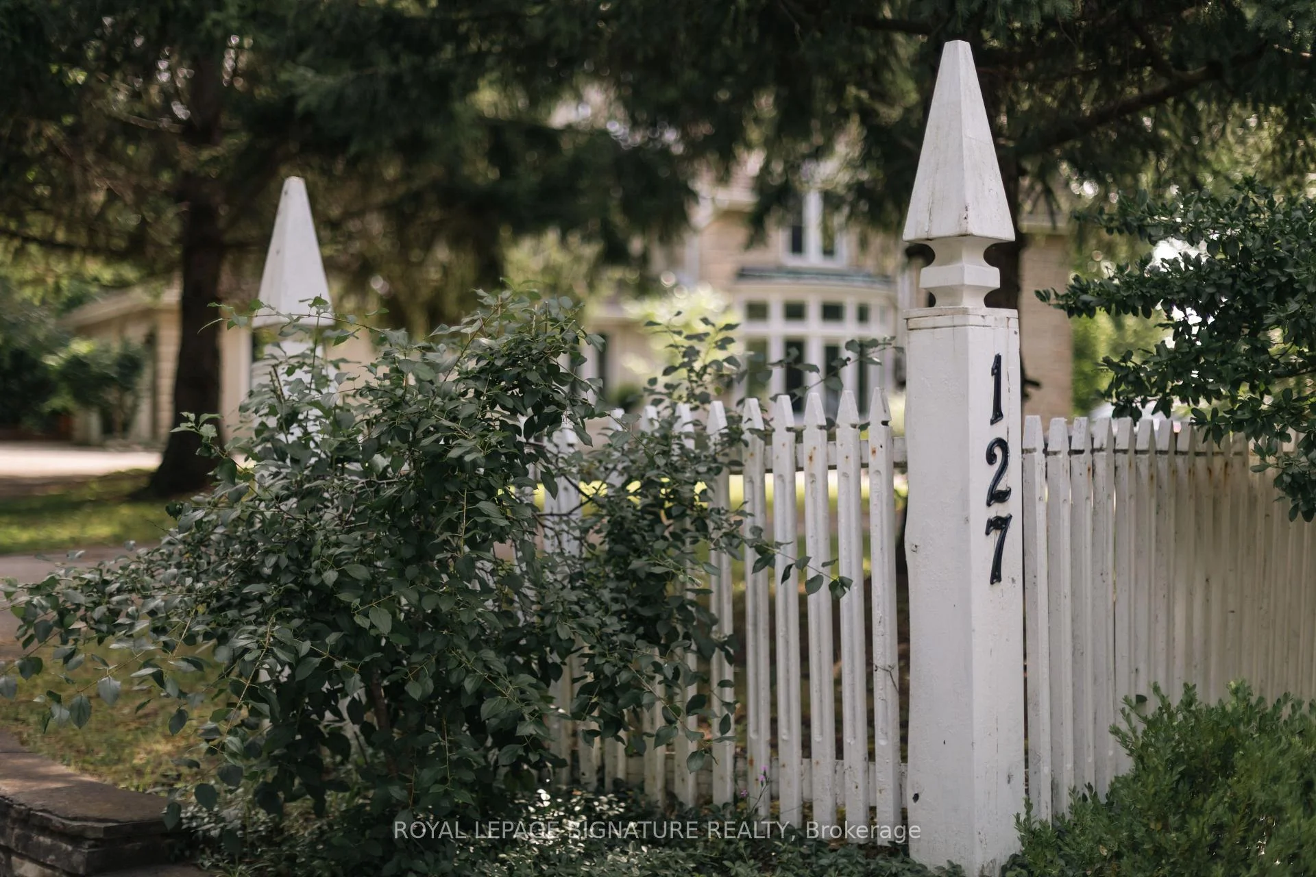 Photo 35 of 127 Jacob Street, Cambridge, Preston Heights — HOMEH