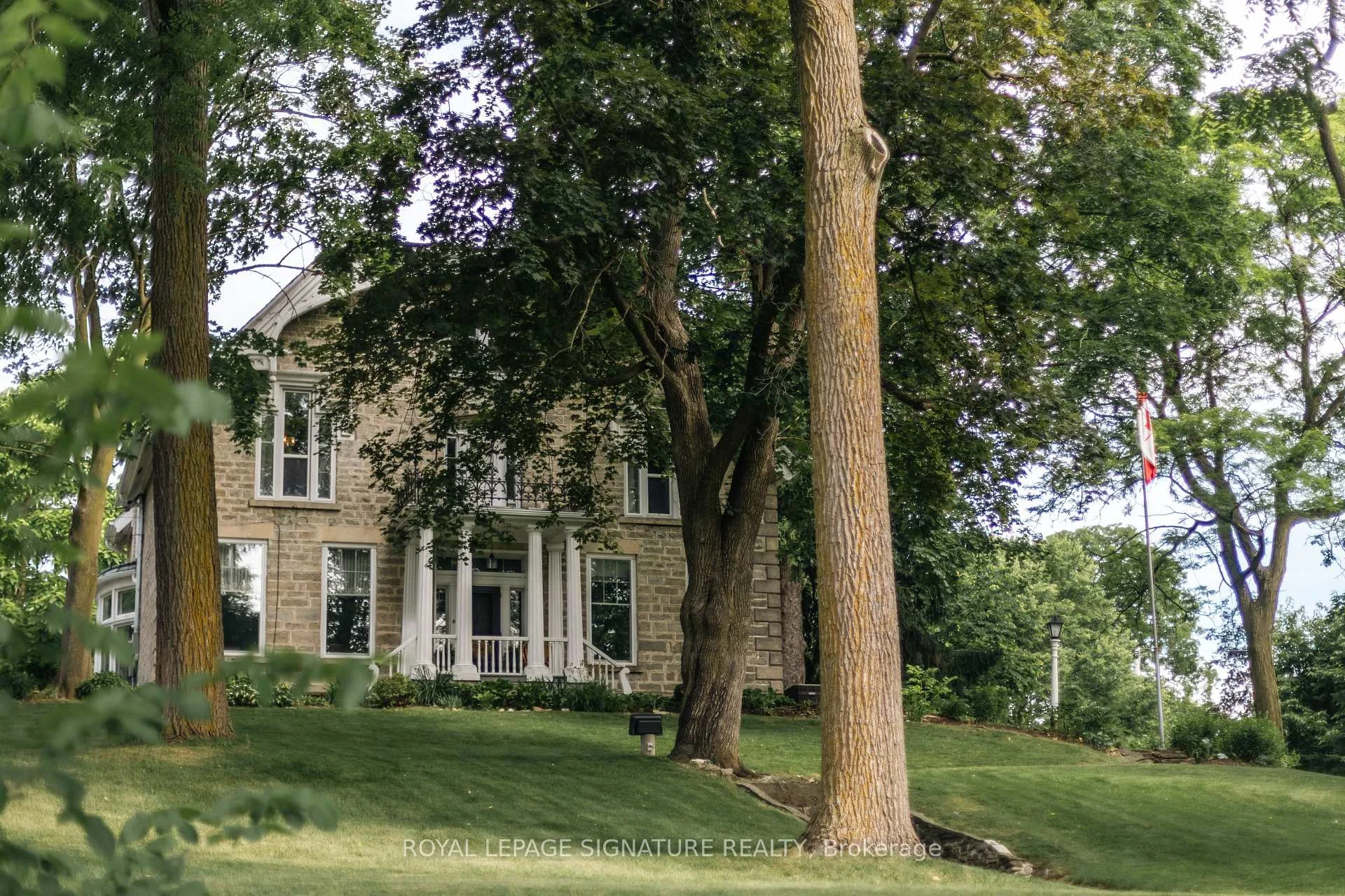 Photo 43 of 127 Jacob Street, Cambridge, Preston Heights — HOMEH