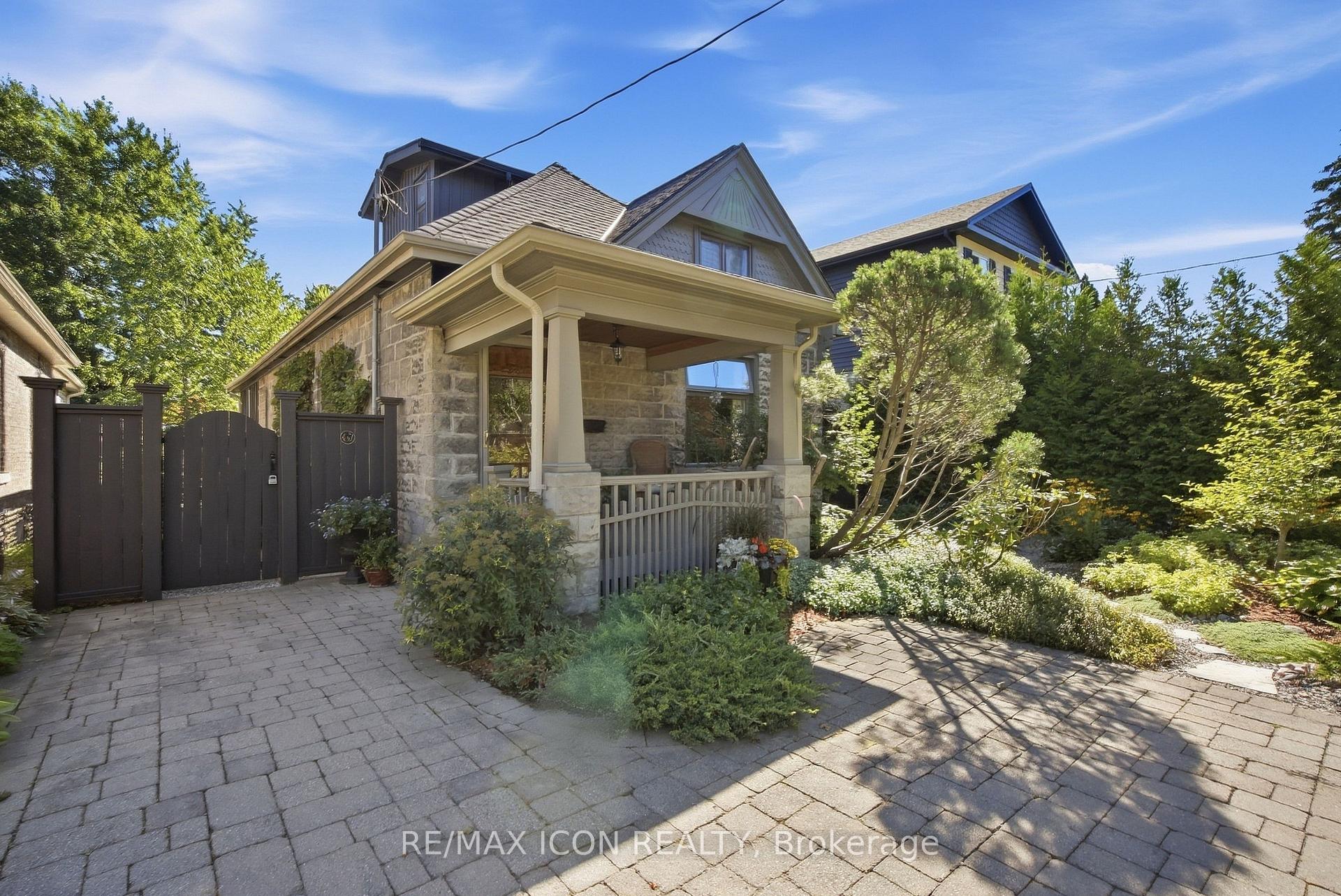 Photo 4 of 437 Emery Street E, London, South G — HOMEH