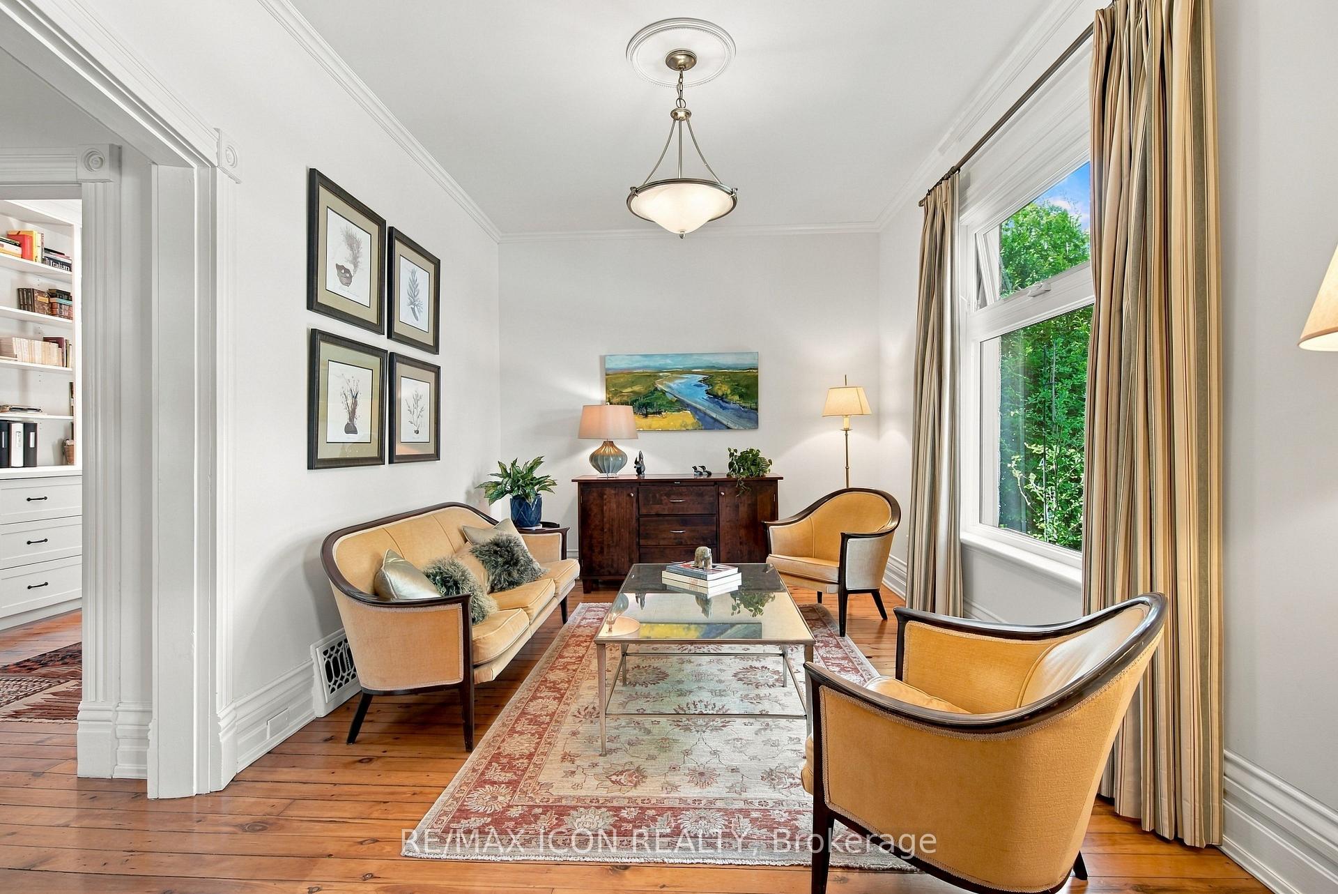 Photo 10 of 437 Emery Street E, London, South G — HOMEH