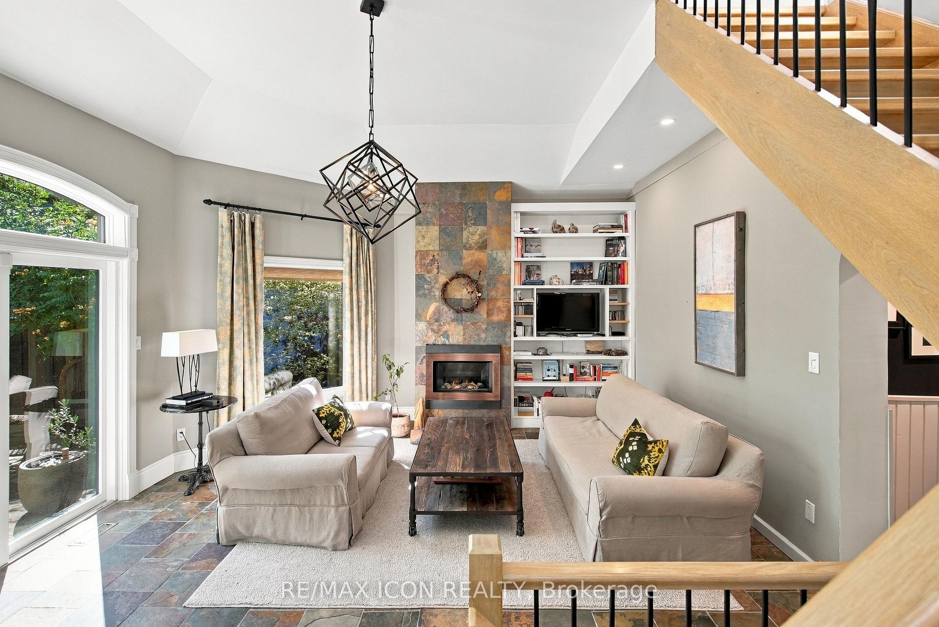 Photo 36 of 437 Emery Street E, London, South G — HOMEH