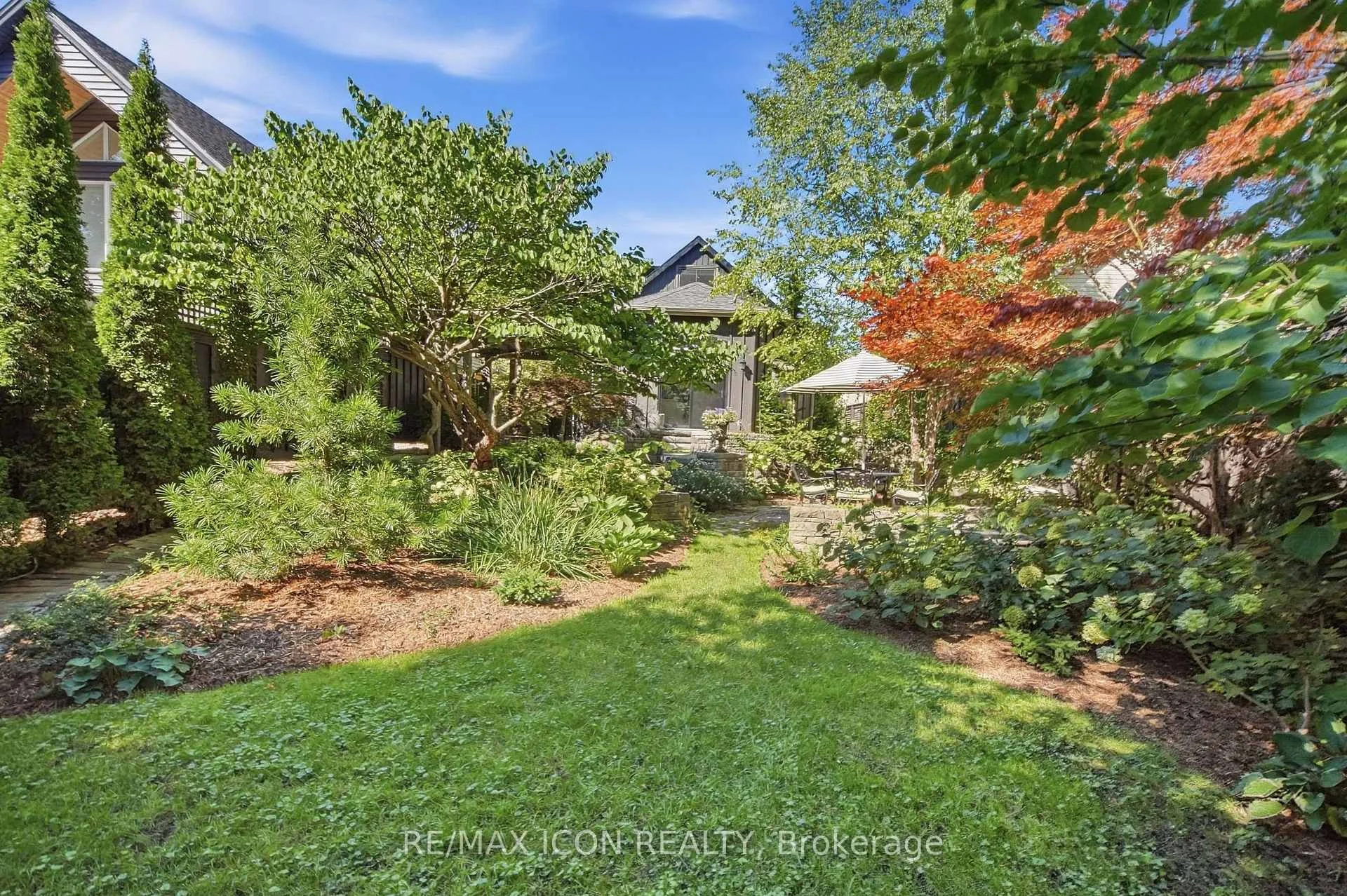 Photo 60 of 437 Emery Street E, London, South G — HOMEH