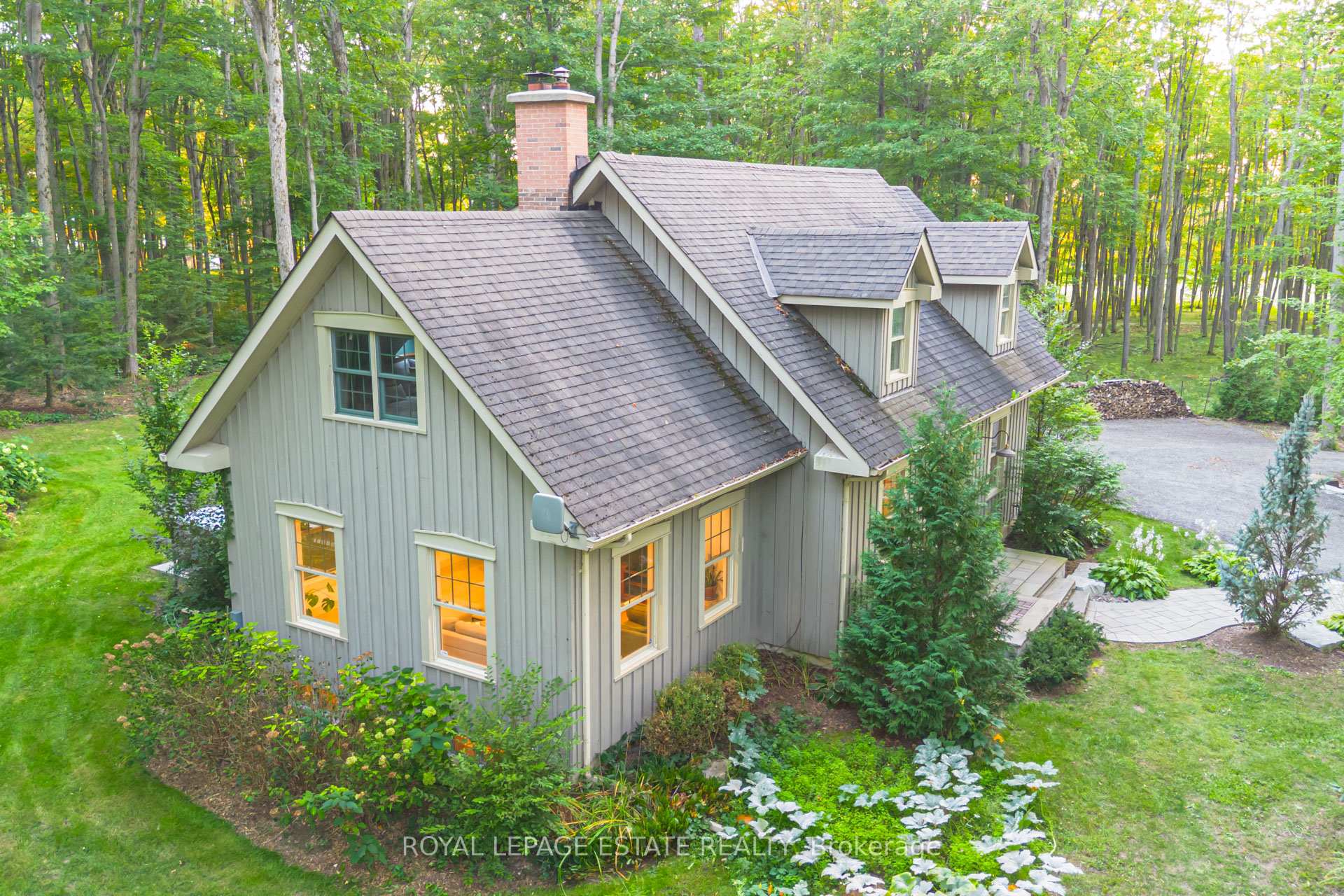 Photo 3 of 392 Telecom Road, Kawartha Lakes, Manvers — HOMEH