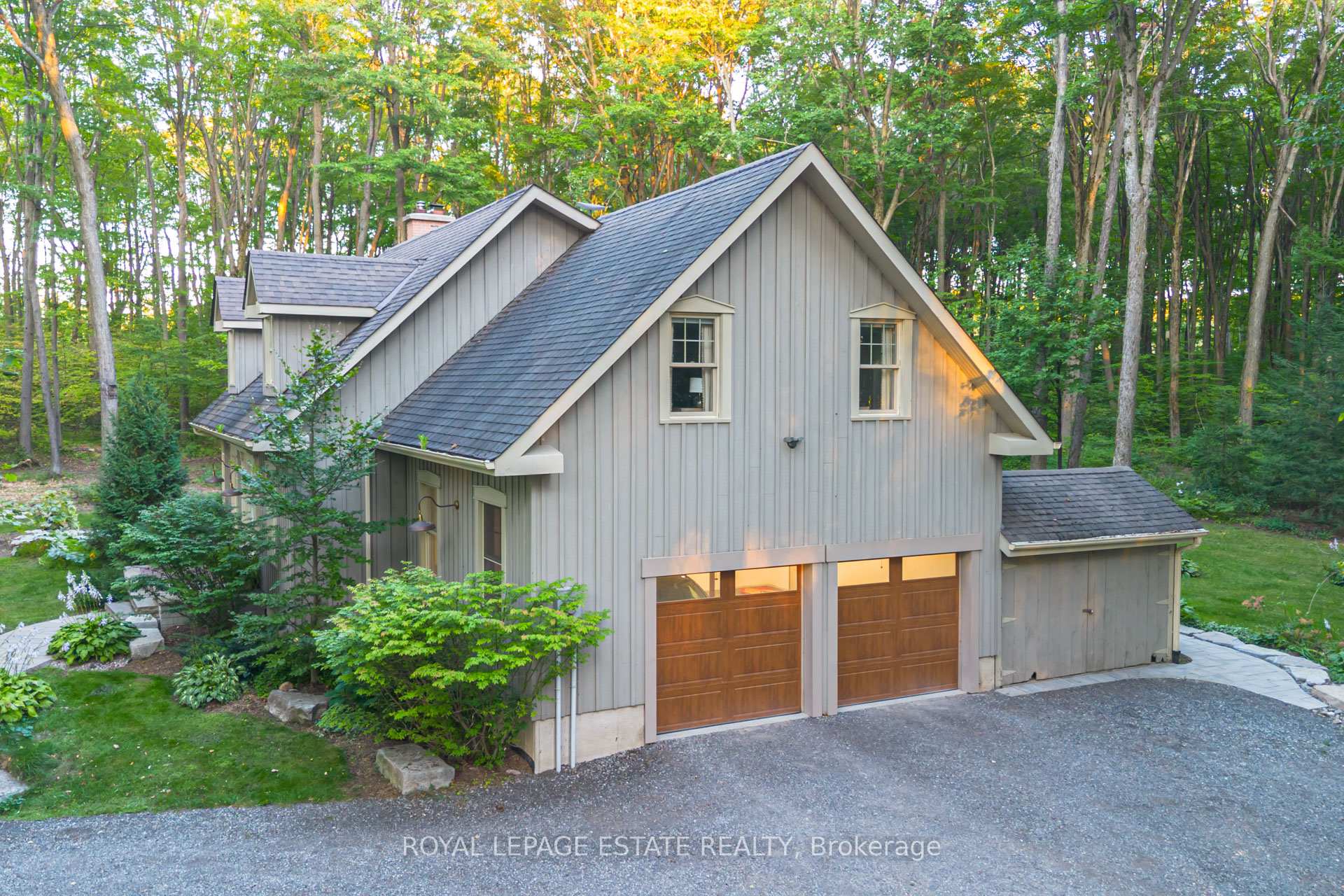 Photo 4 of 392 Telecom Road, Kawartha Lakes, Manvers — HOMEH