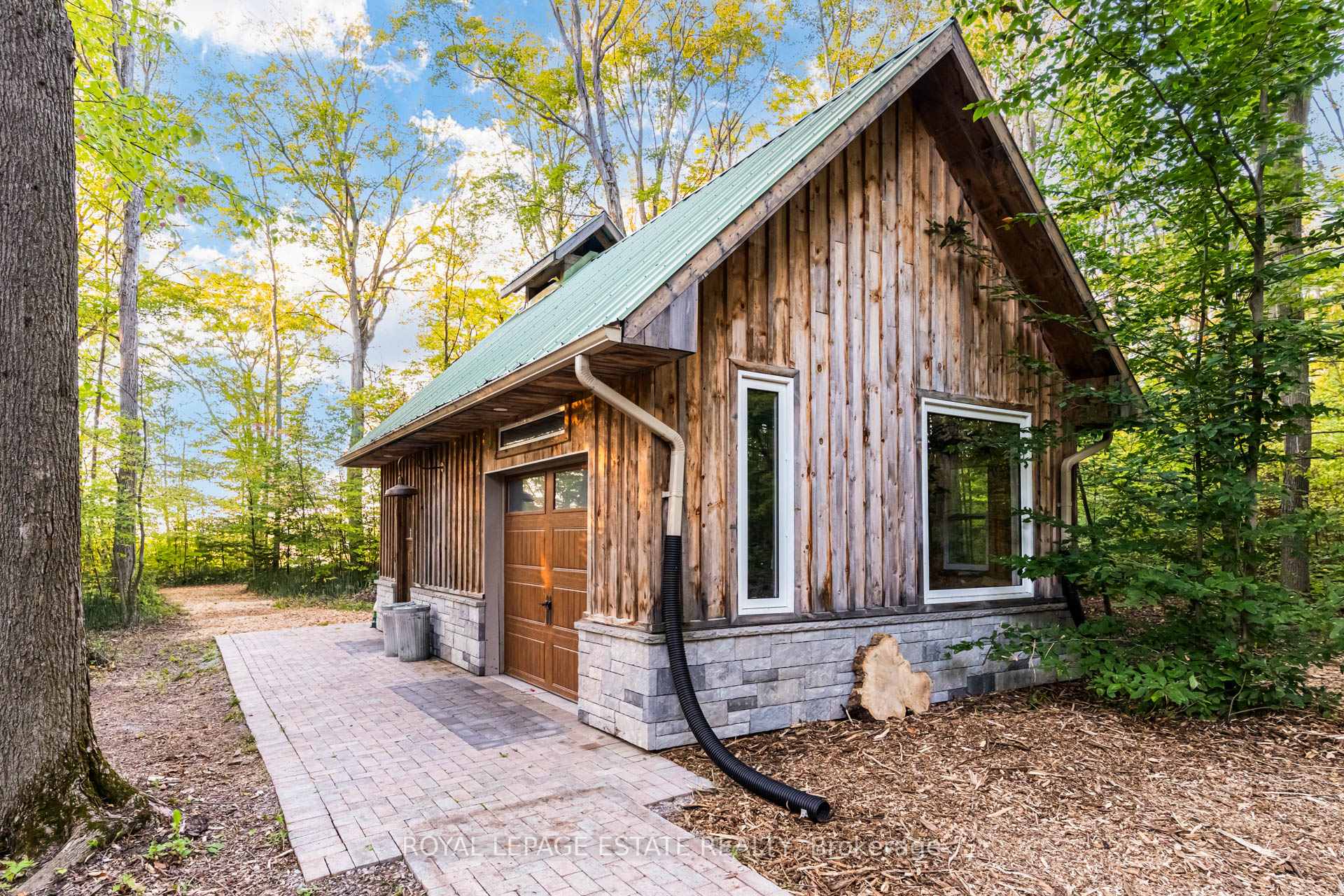 Photo 57 of 392 Telecom Road, Kawartha Lakes, Manvers — HOMEH