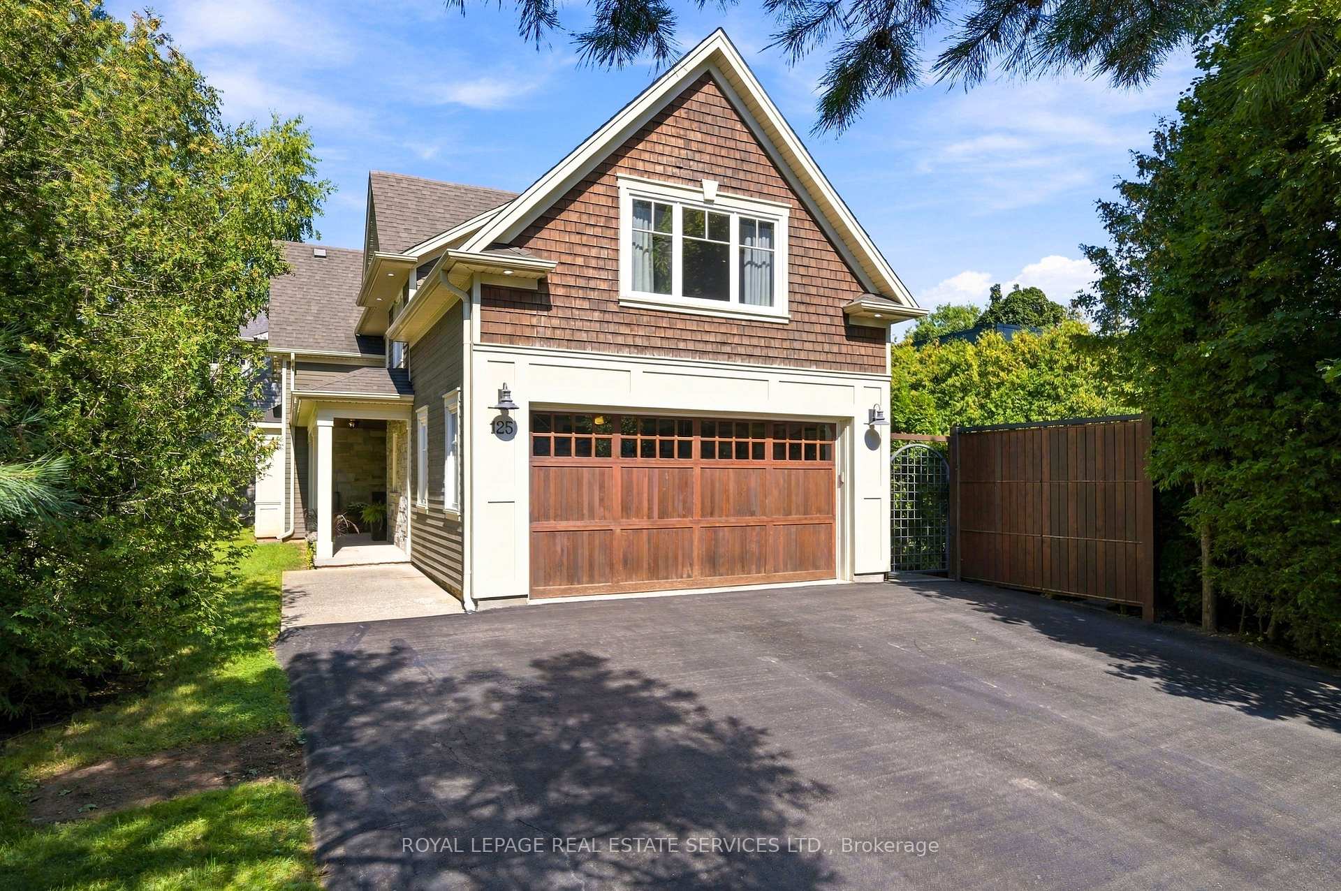 Photo 2 of 125 Ulster Drive, Oakville, Bronte — HOMEH