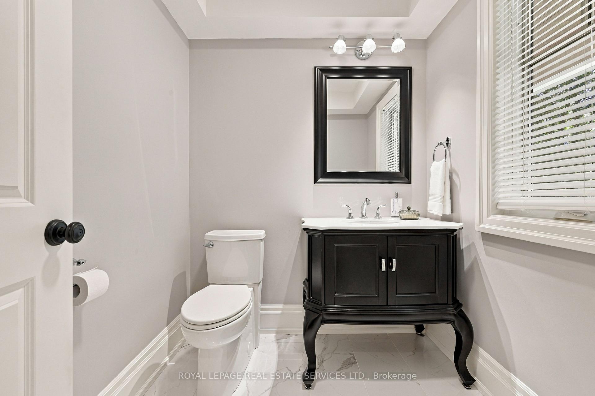 Photo 6 of 125 Ulster Drive, Oakville, Bronte — HOMEH