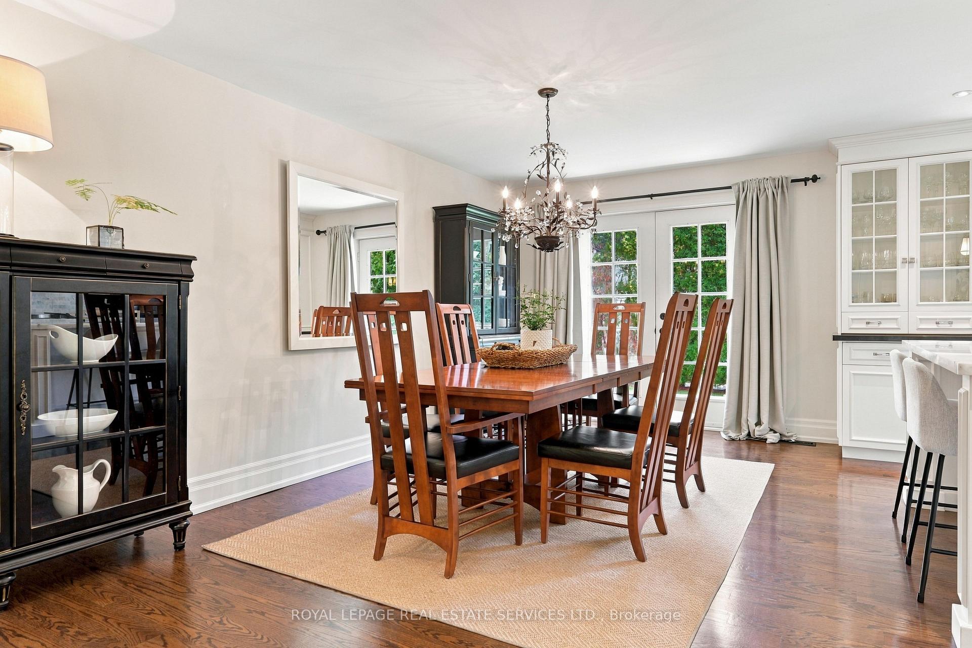 Photo 13 of 125 Ulster Drive, Oakville, Bronte — HOMEH