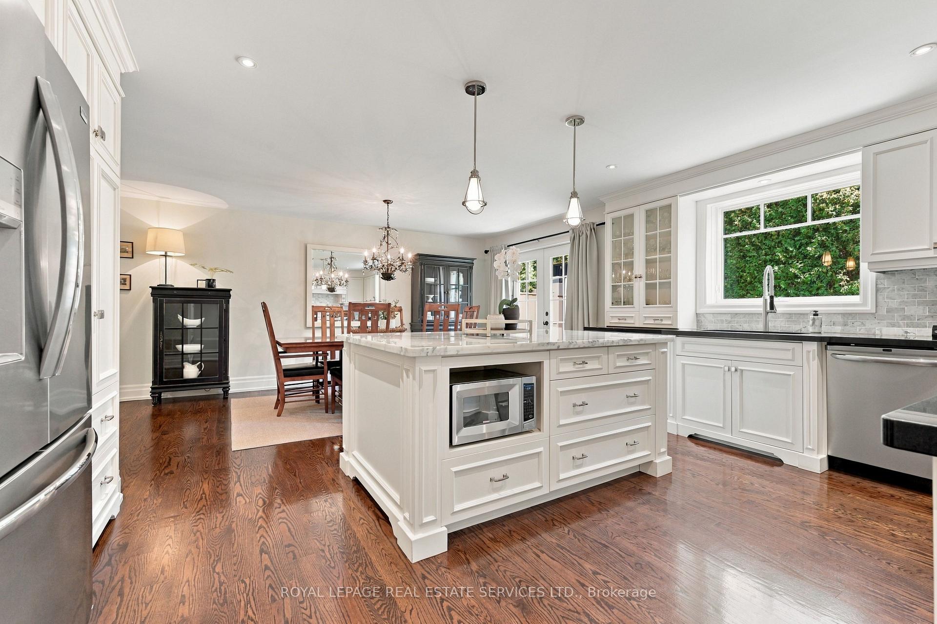 Photo 20 of 125 Ulster Drive, Oakville, Bronte — HOMEH