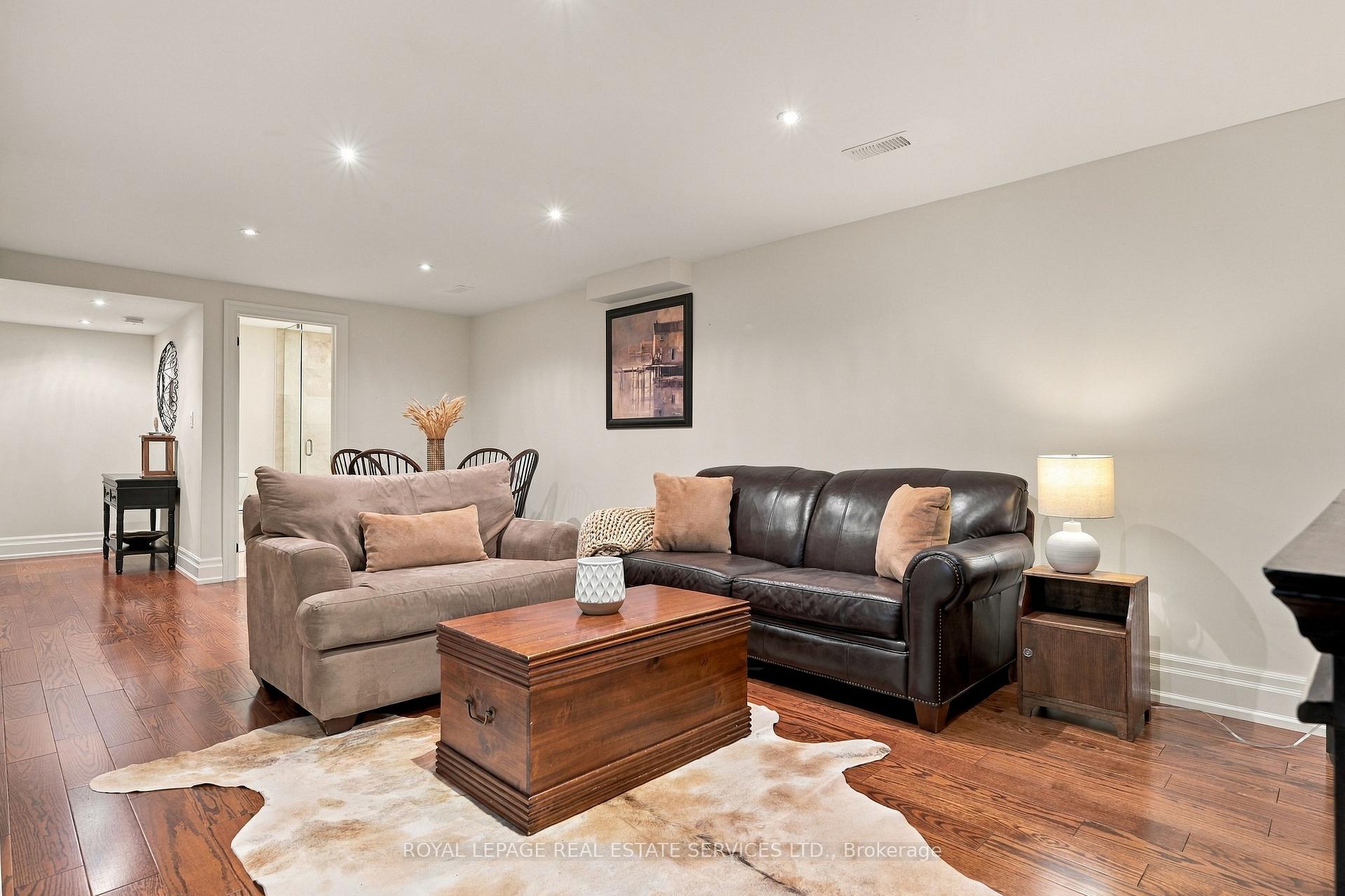 Photo 39 of 125 Ulster Drive, Oakville, Bronte — HOMEH