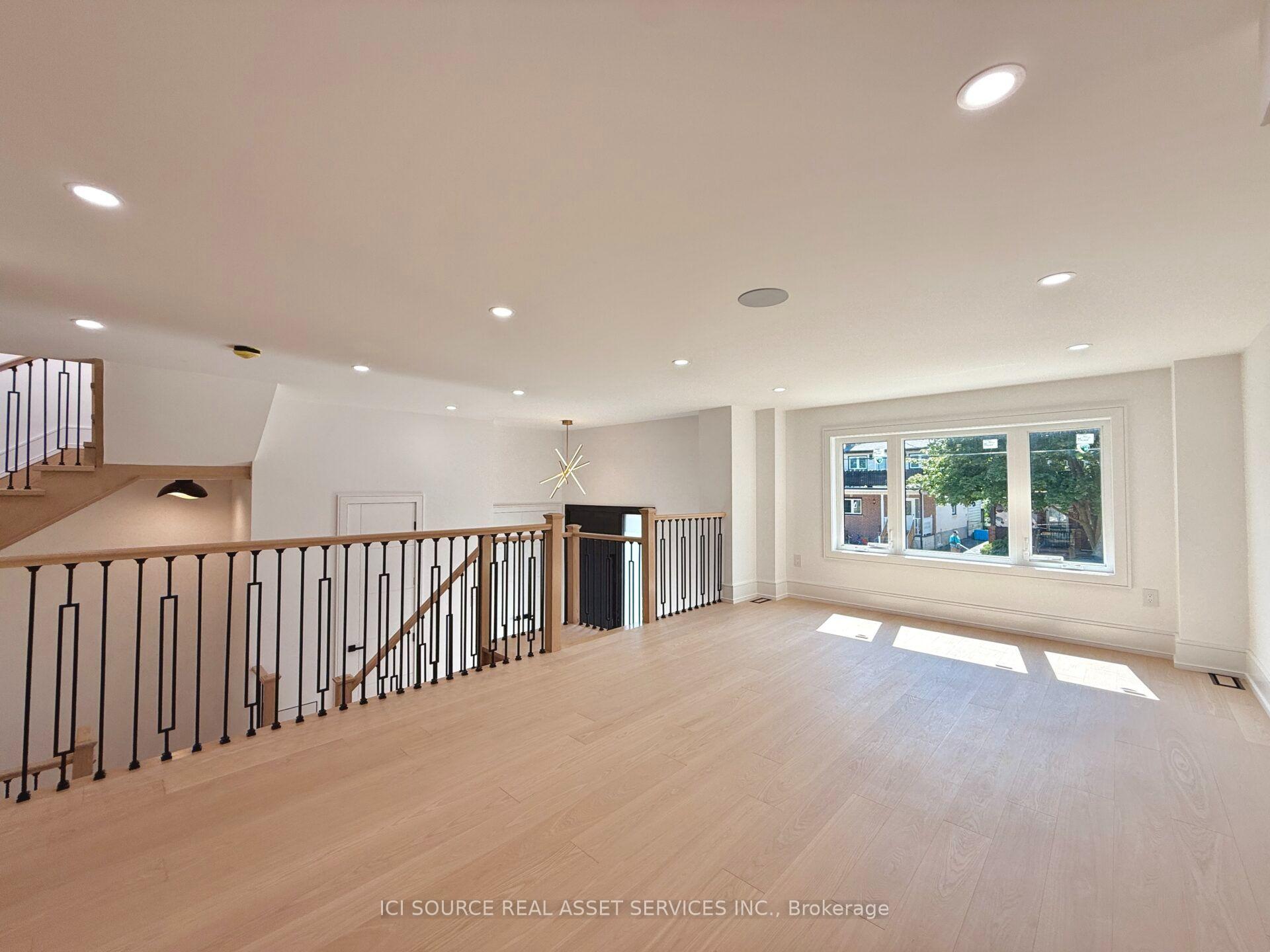 Photo 5 of 21 Vanbrugh Avenue, Scarborough, Birchcliffe-Cliffside — HOMEH