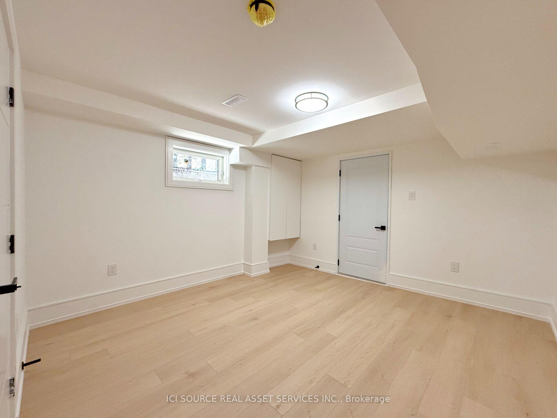 Photo 32 of 21 Vanbrugh Avenue, Scarborough, Birchcliffe-Cliffside — HOMEH