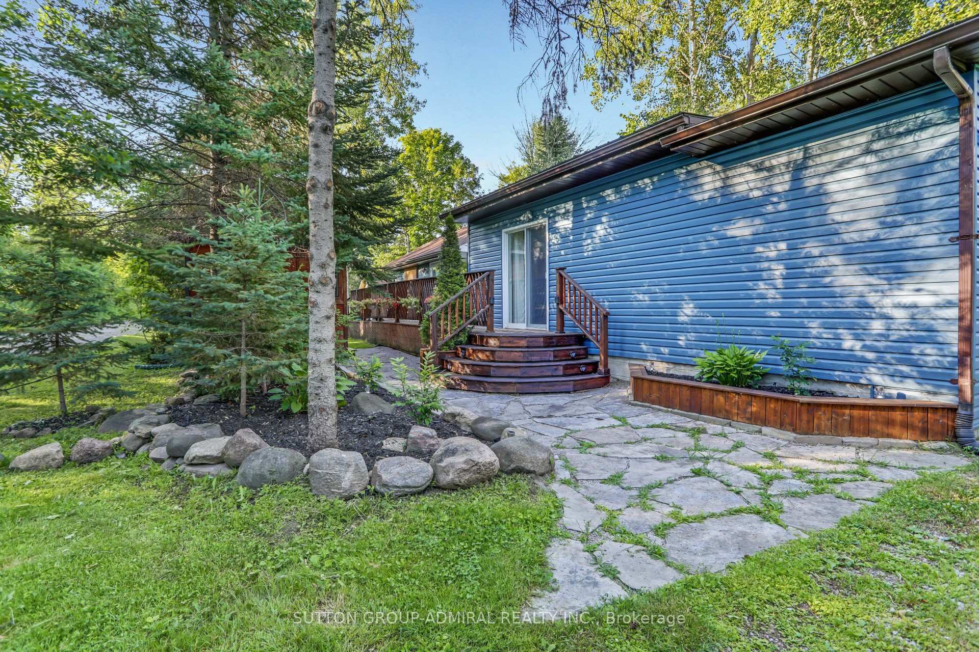 Photo 4 of 1087 Elm Street, Innisfil, Rural Innisfil — HOMEH