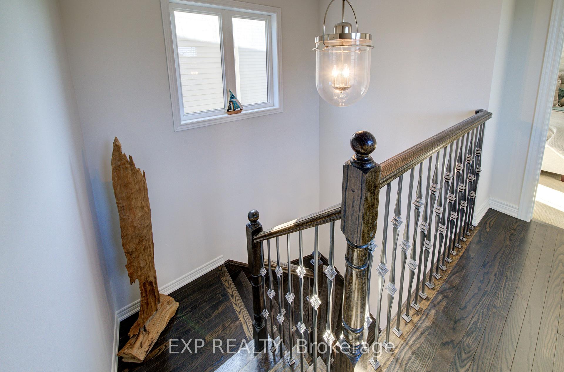 Photo 18 of 63 Silver Crescent, Collingwood — HOMEH