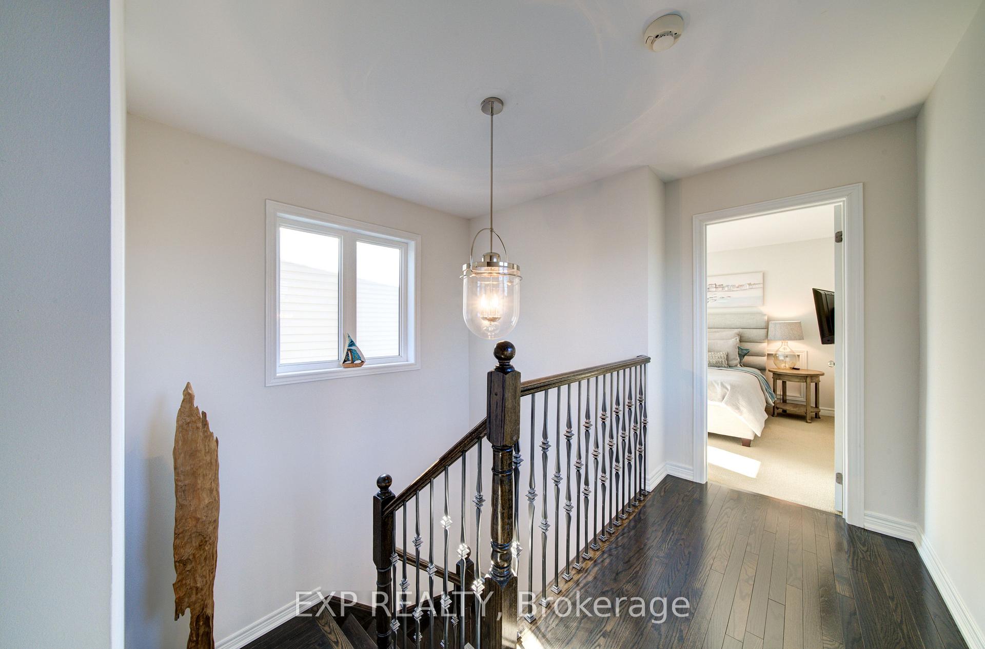 Photo 19 of 63 Silver Crescent, Collingwood — HOMEH