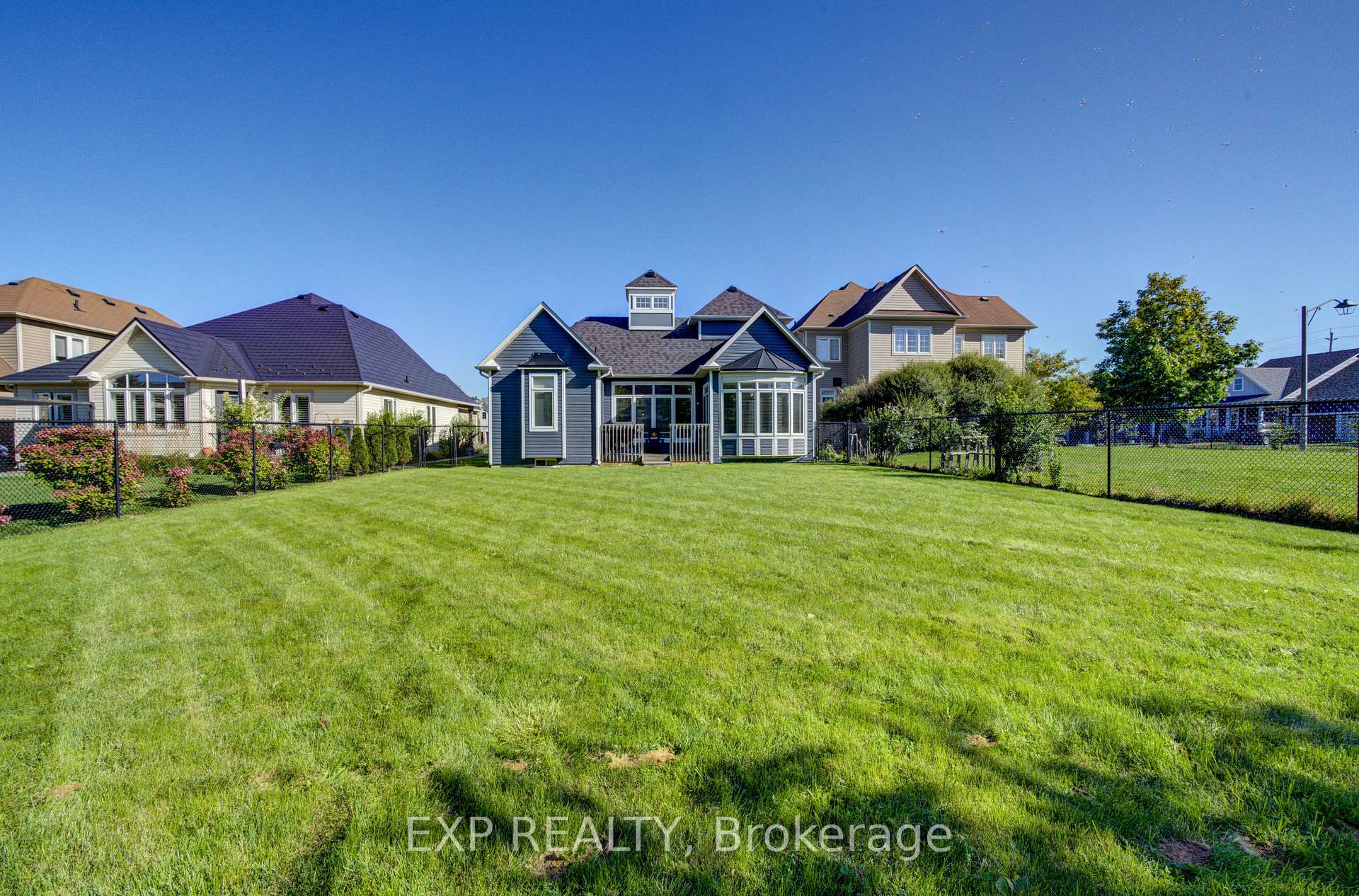 Photo 25 of 63 Silver Crescent, Collingwood — HOMEH