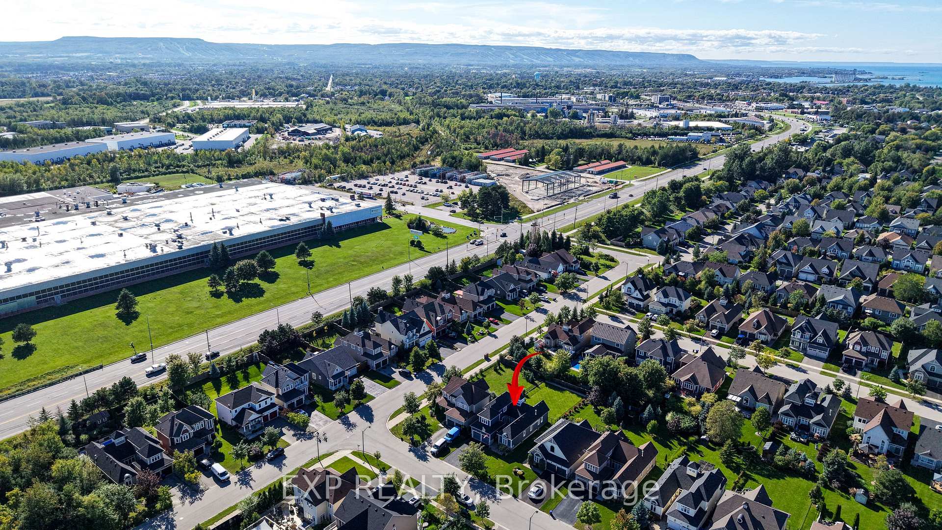 Photo 31 of 63 Silver Crescent, Collingwood — HOMEH